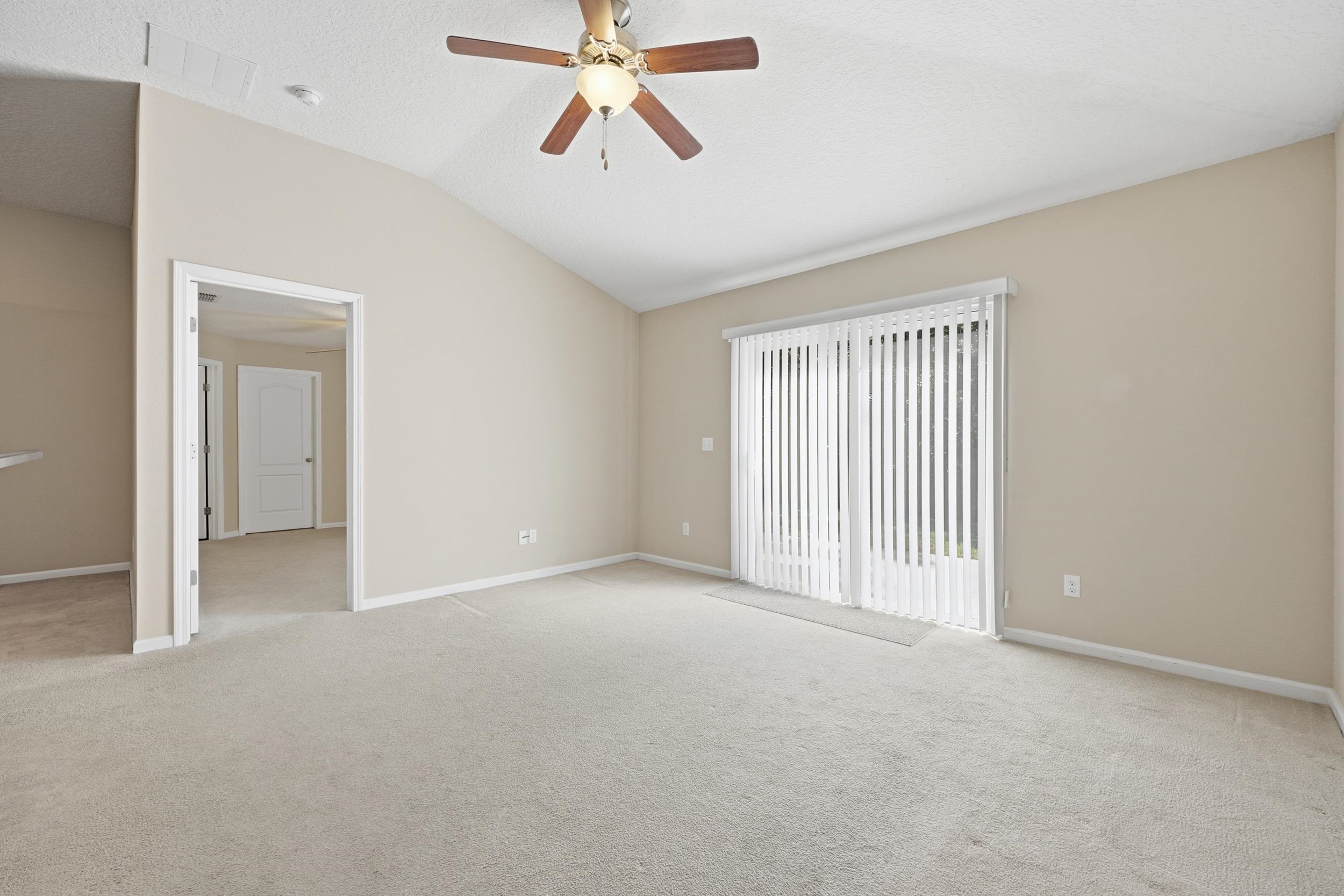 Image 12 of 55 For 199 Twin Lakes Dr