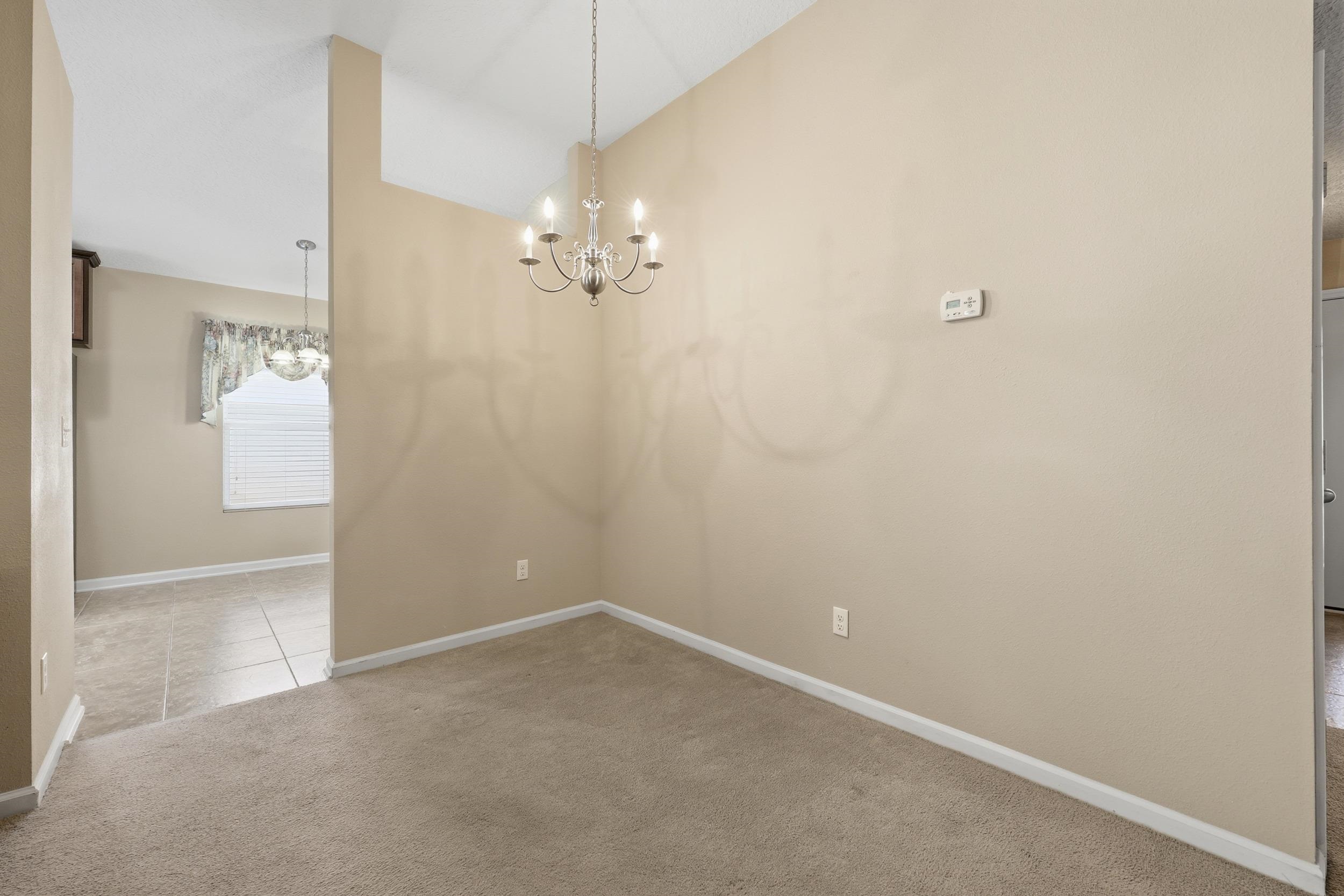 Image 13 of 55 For 199 Twin Lakes Dr