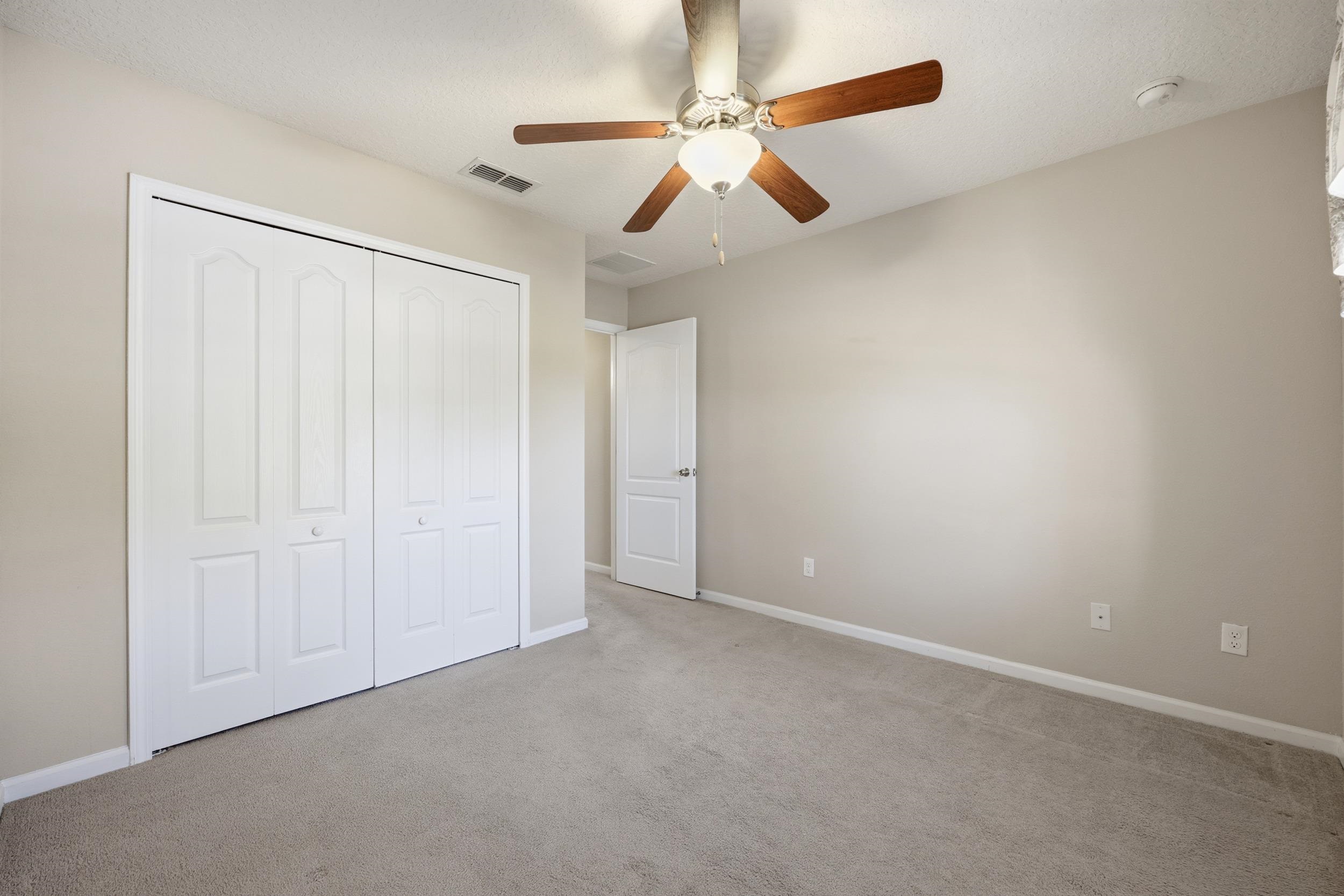 Image 33 of 55 For 199 Twin Lakes Dr