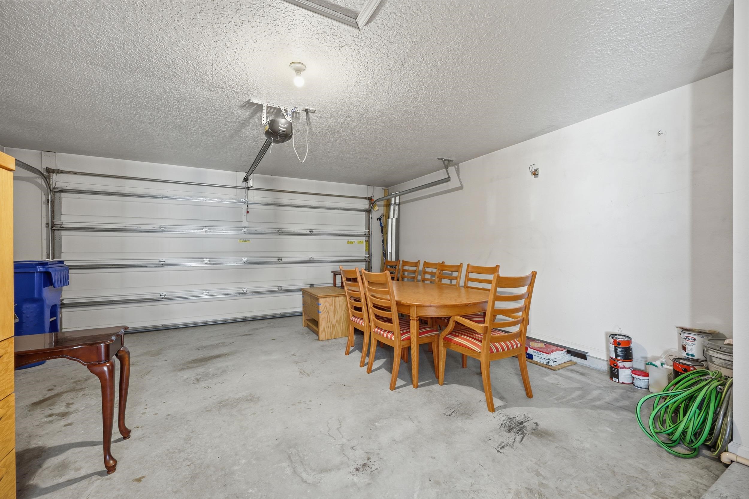 Image 34 of 55 For 199 Twin Lakes Dr