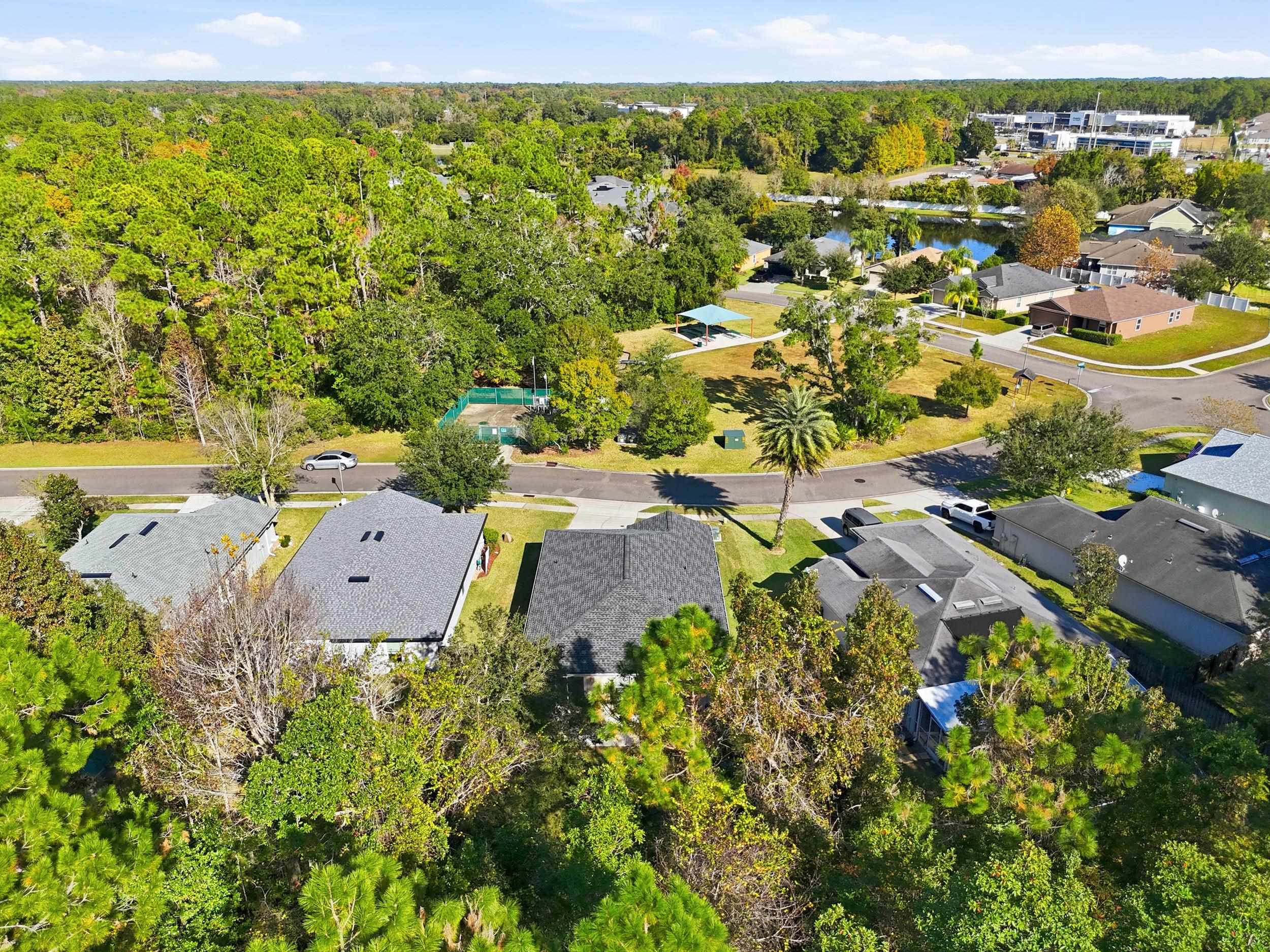 Image 50 of 55 For 199 Twin Lakes Dr