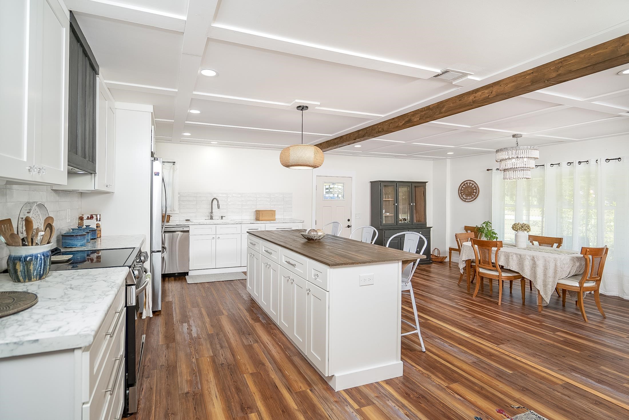 Image 17 of 87 For 123 Esperanza Grove Rd