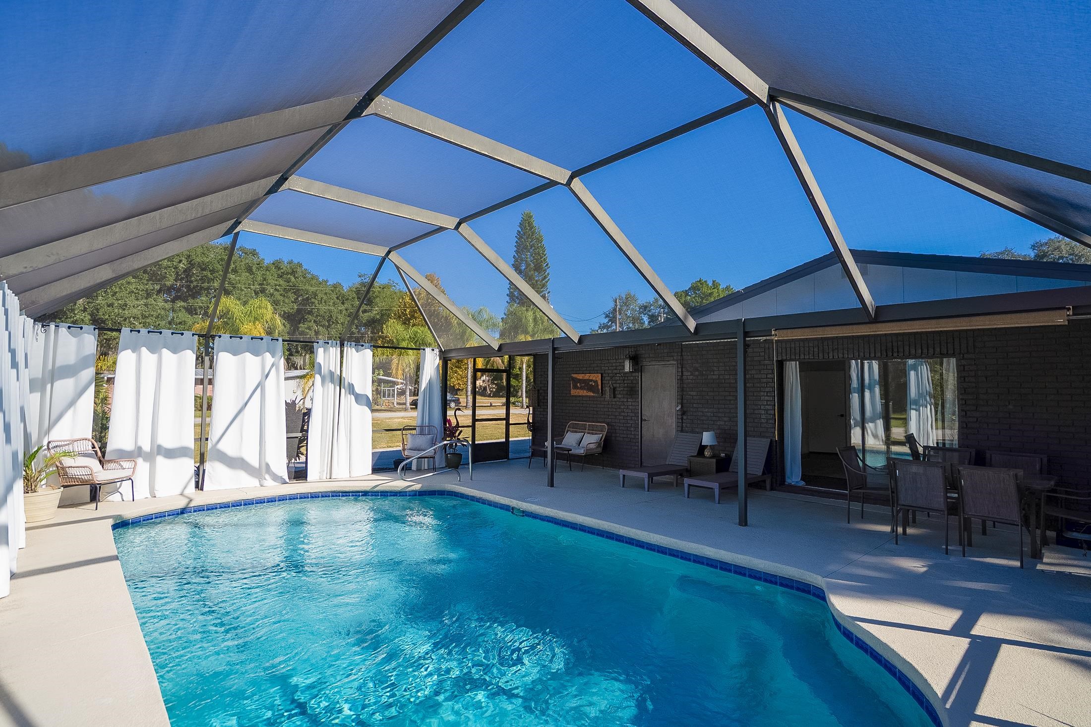 Image 32 of 87 For 123 Esperanza Grove Rd