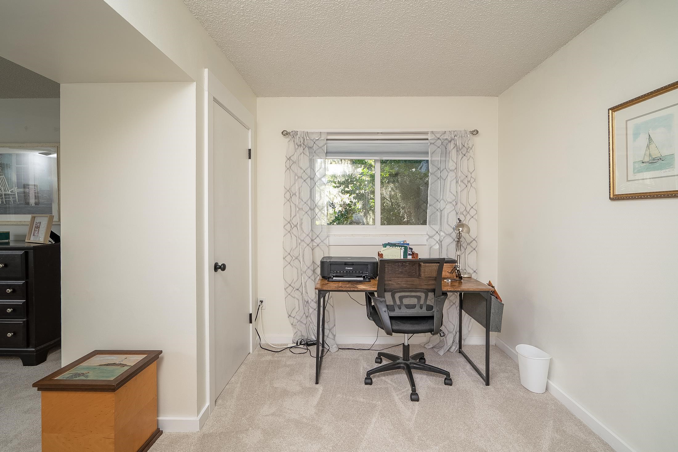 Image 37 of 87 For 123 Esperanza Grove Rd