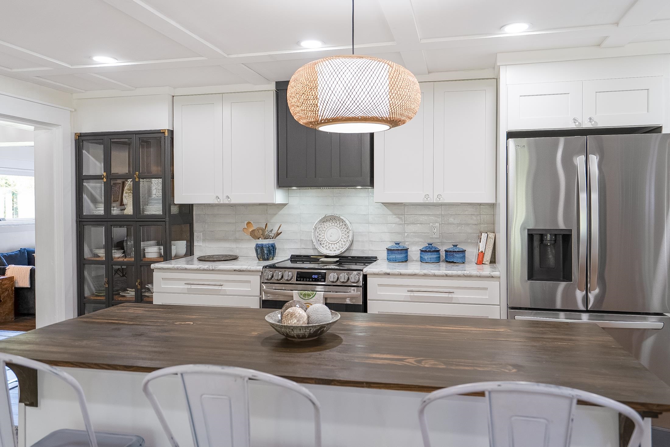 Image 4 of 87 For 123 Esperanza Grove Rd