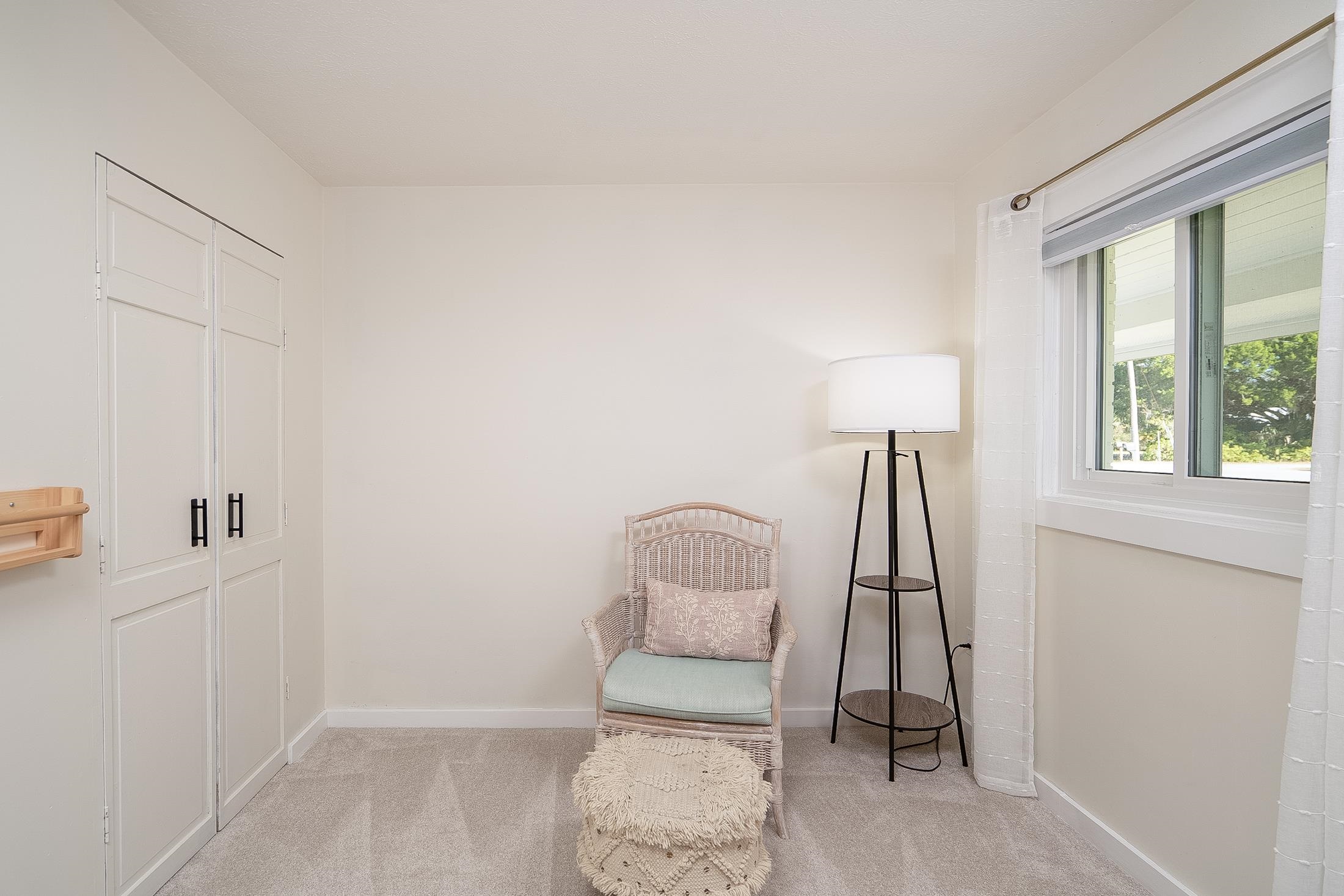 Image 46 of 87 For 123 Esperanza Grove Rd