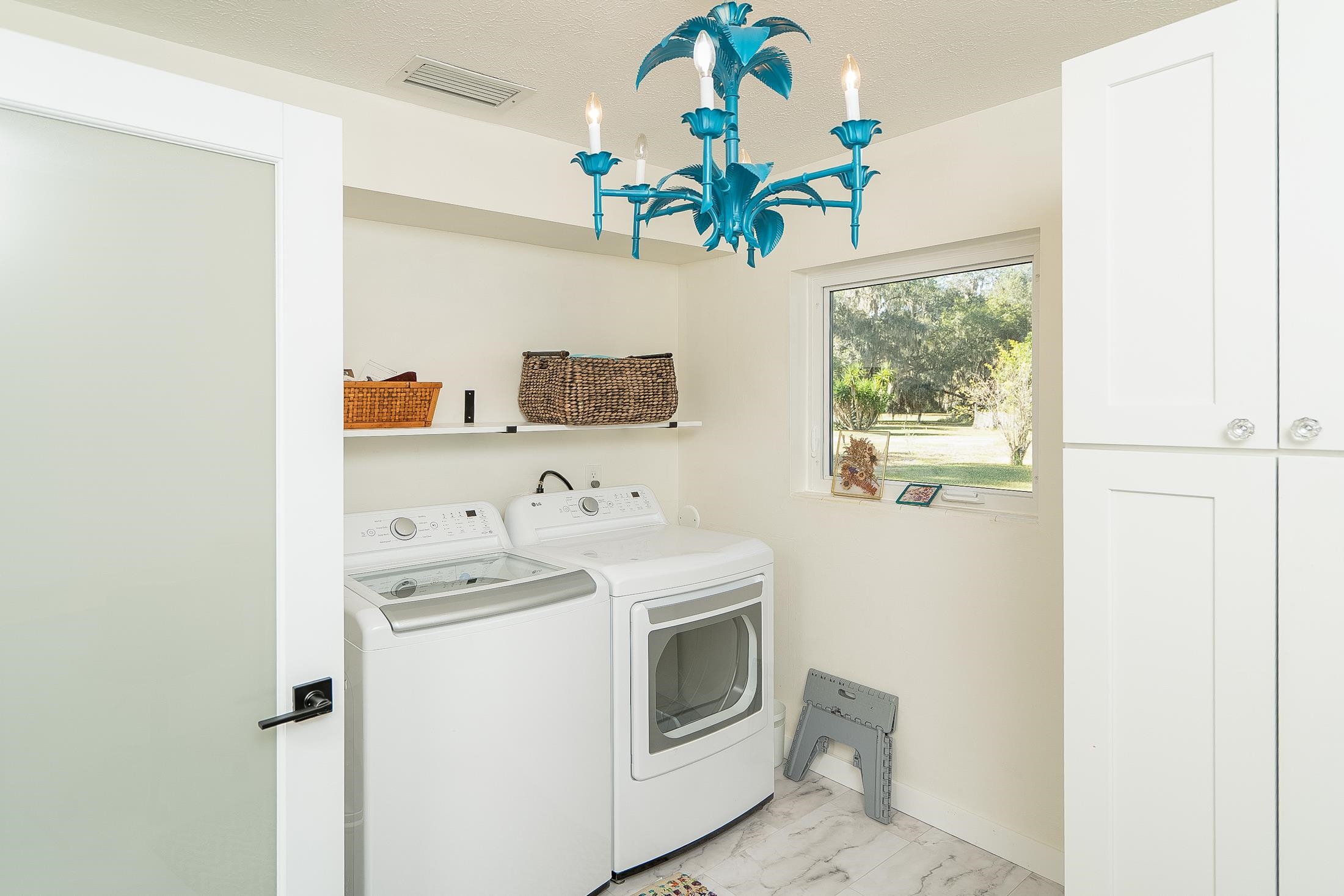 Image 51 of 87 For 123 Esperanza Grove Rd