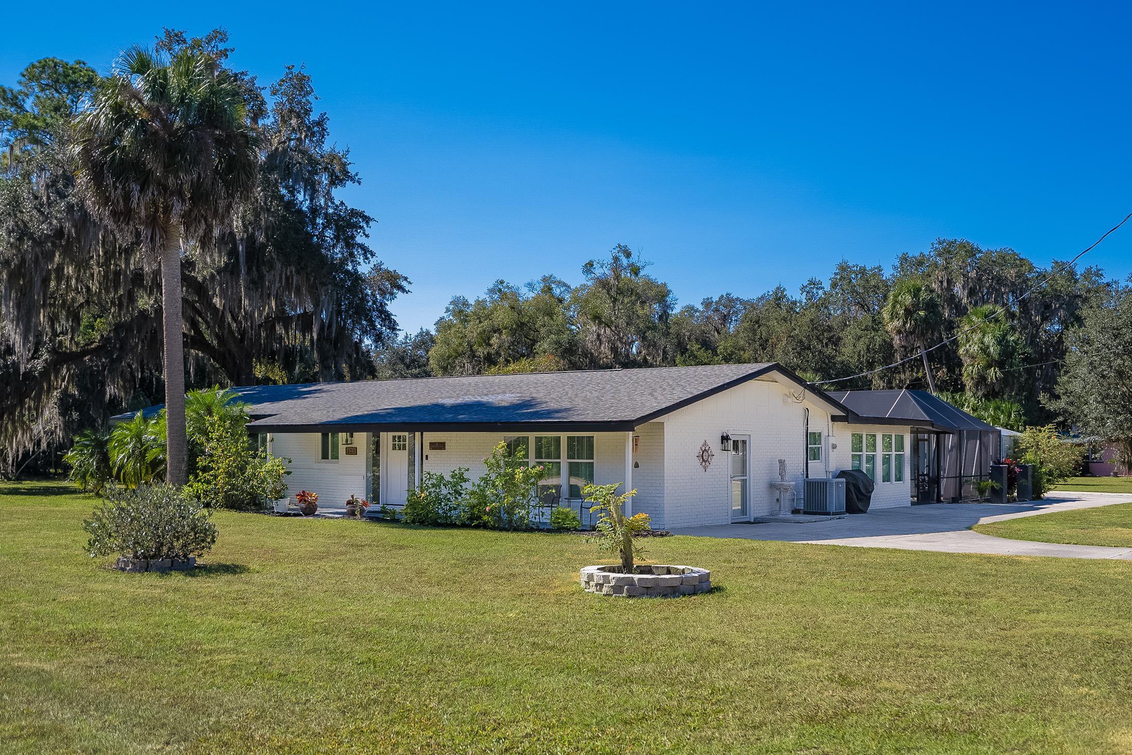 Image 67 of 87 For 123 Esperanza Grove Rd