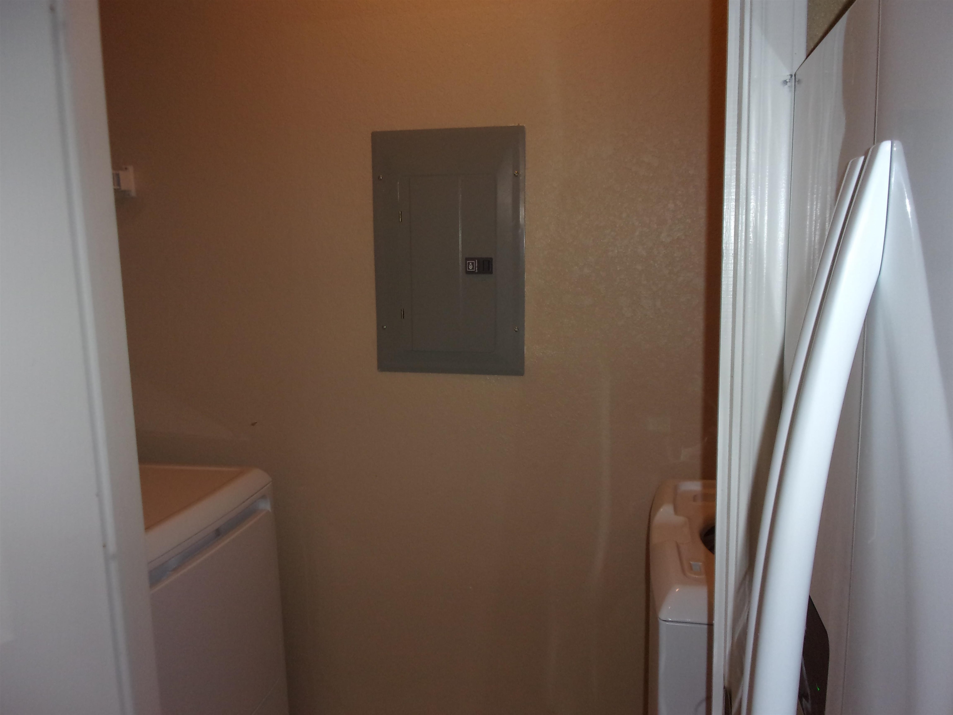 Image 16 of 68 For 130 Old Town Parkway #2304