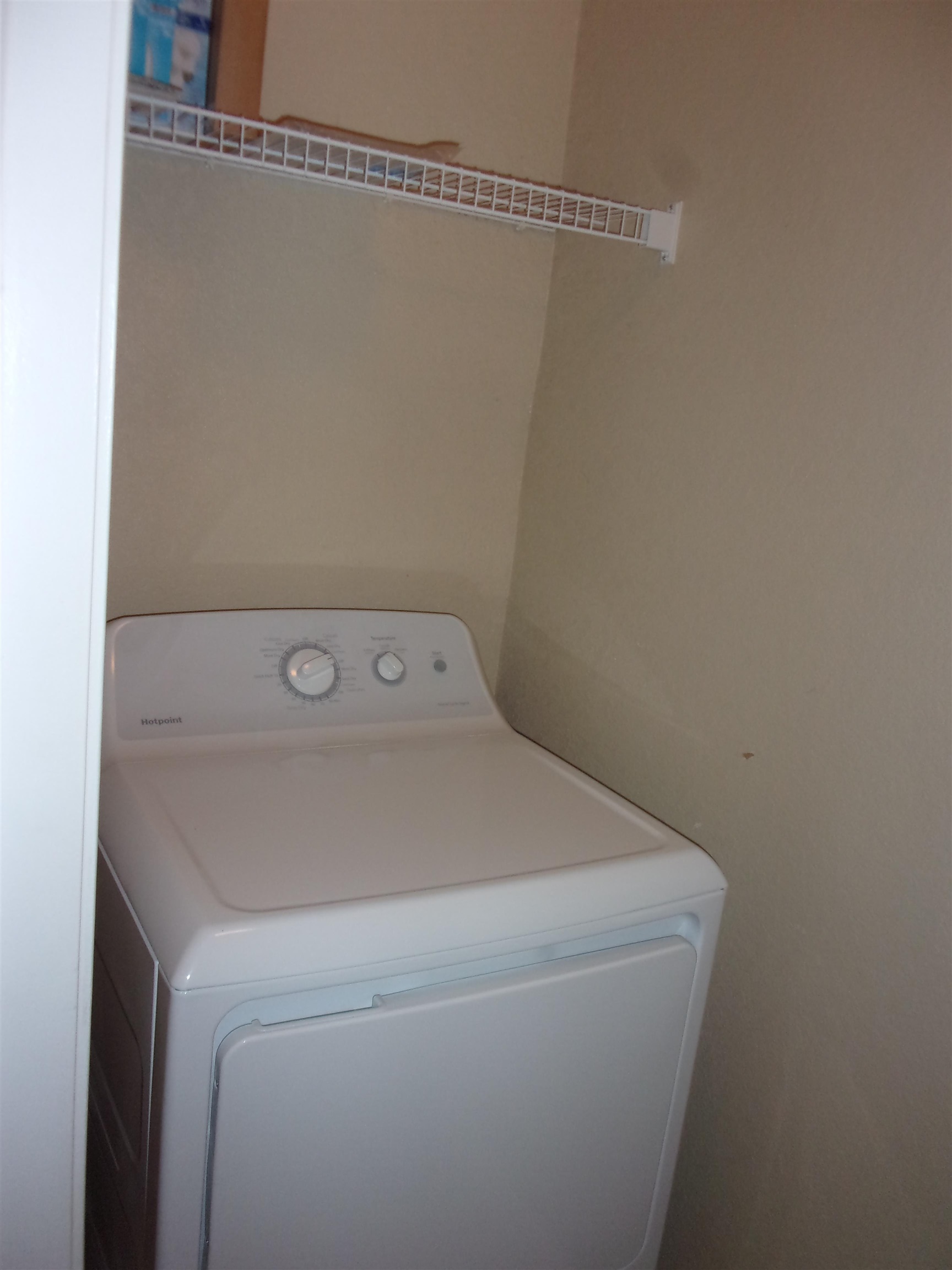 Image 17 of 68 For 130 Old Town Parkway #2304