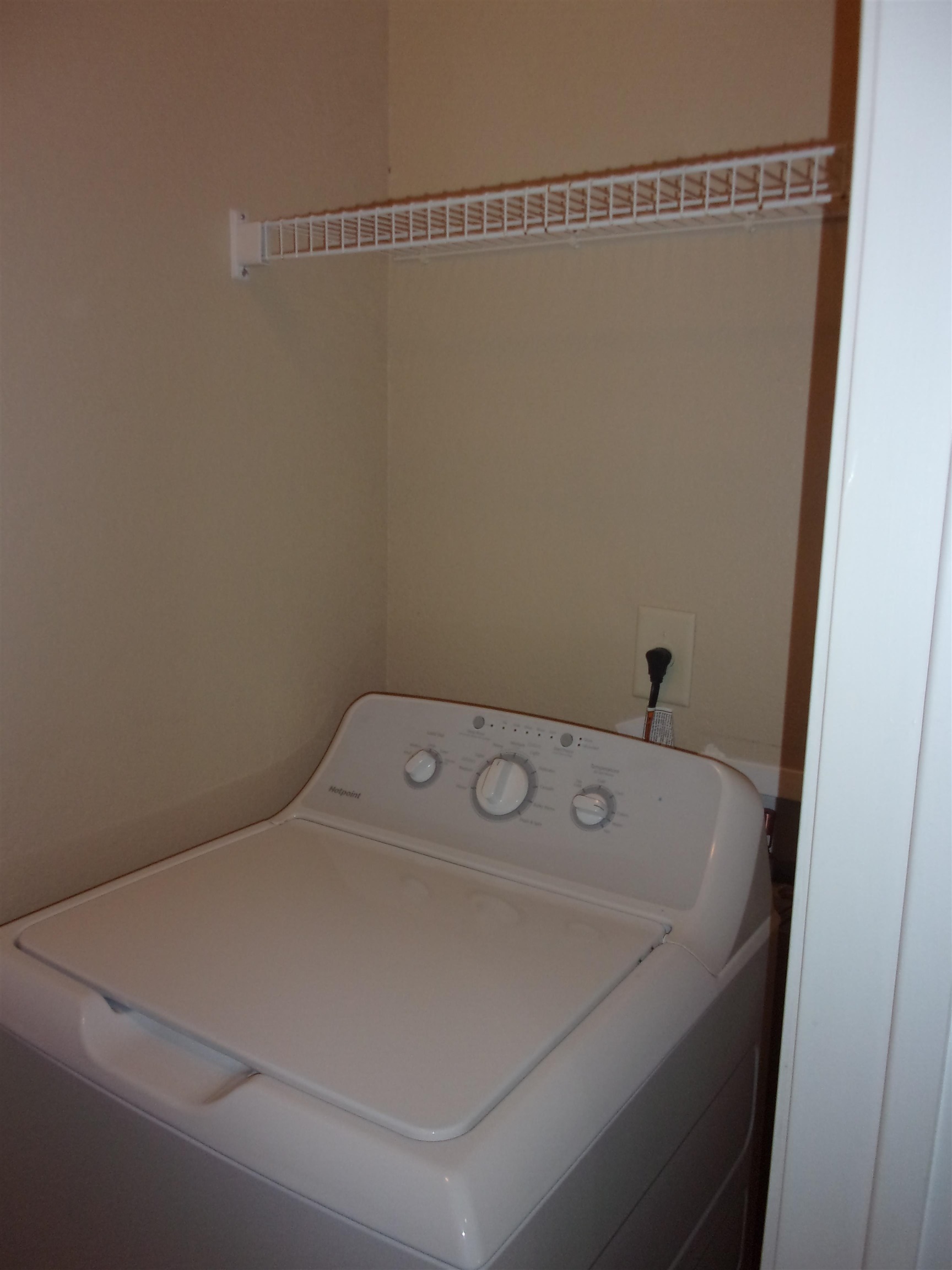 Image 18 of 68 For 130 Old Town Parkway #2304