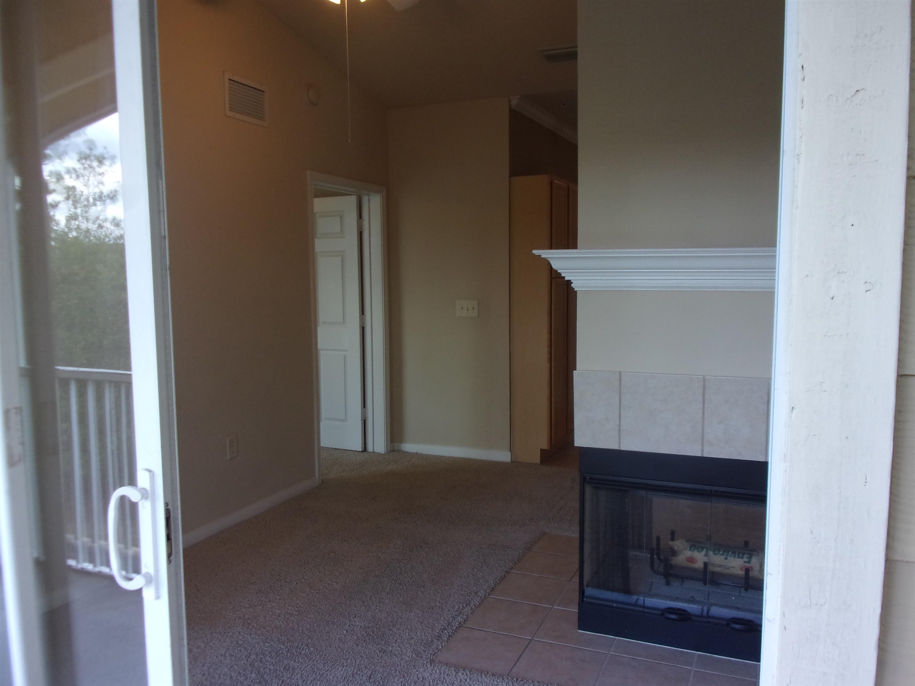 Image 23 of 68 For 130 Old Town Parkway #2304