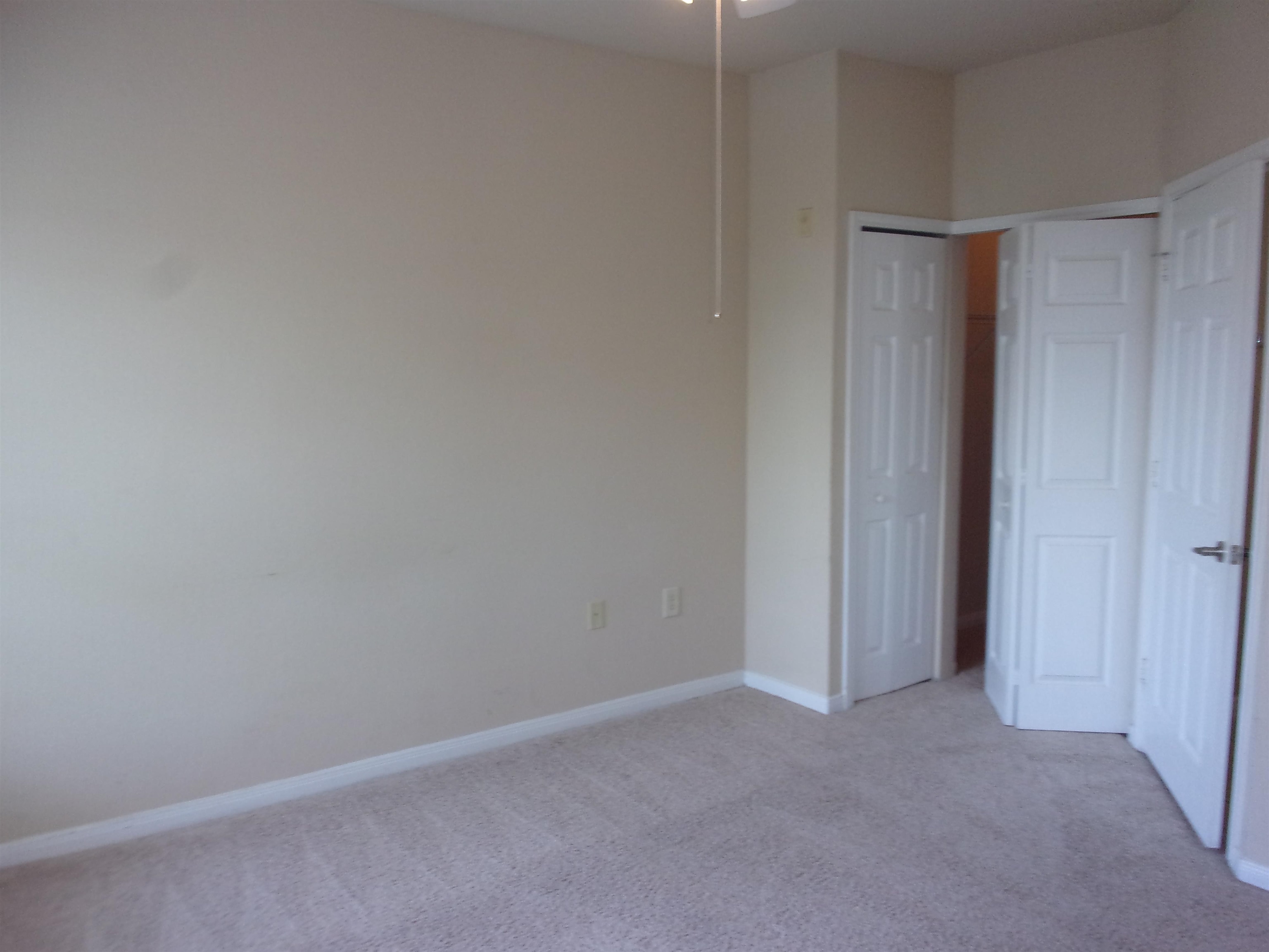 Image 29 of 68 For 130 Old Town Parkway #2304