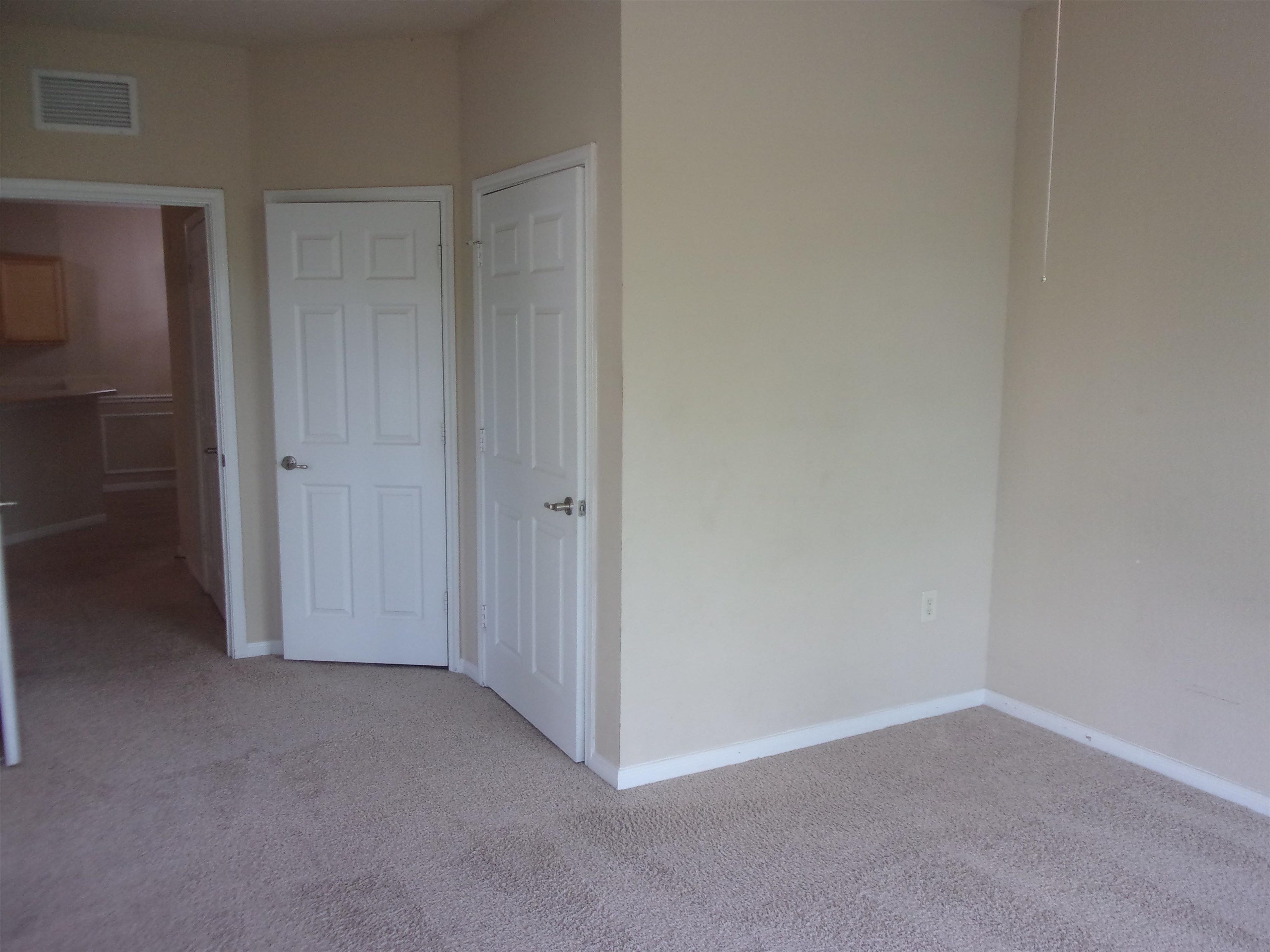 Image 46 of 68 For 130 Old Town Parkway #2304