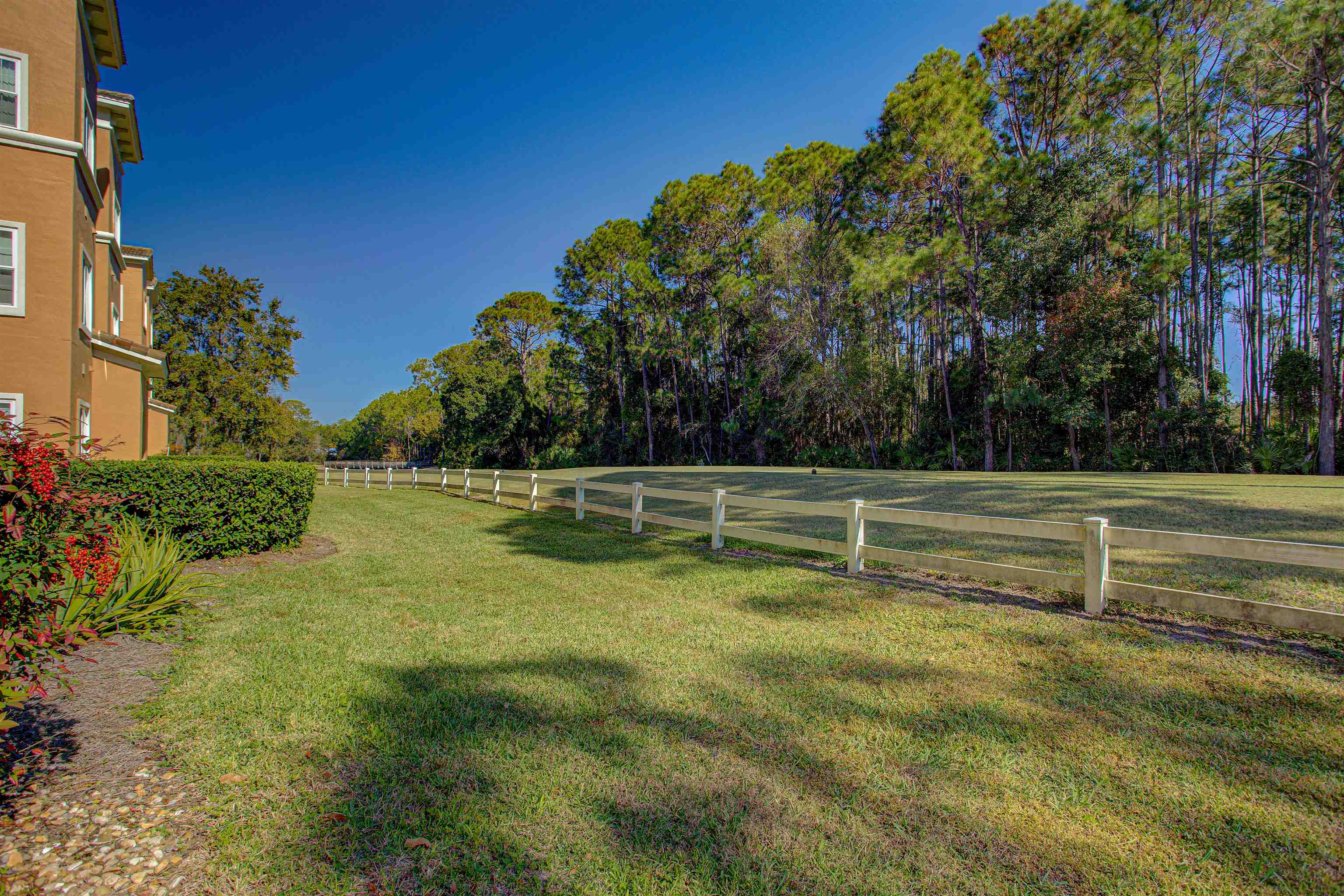 Image 12 of 93 For 520 Florida Club Blvd  112