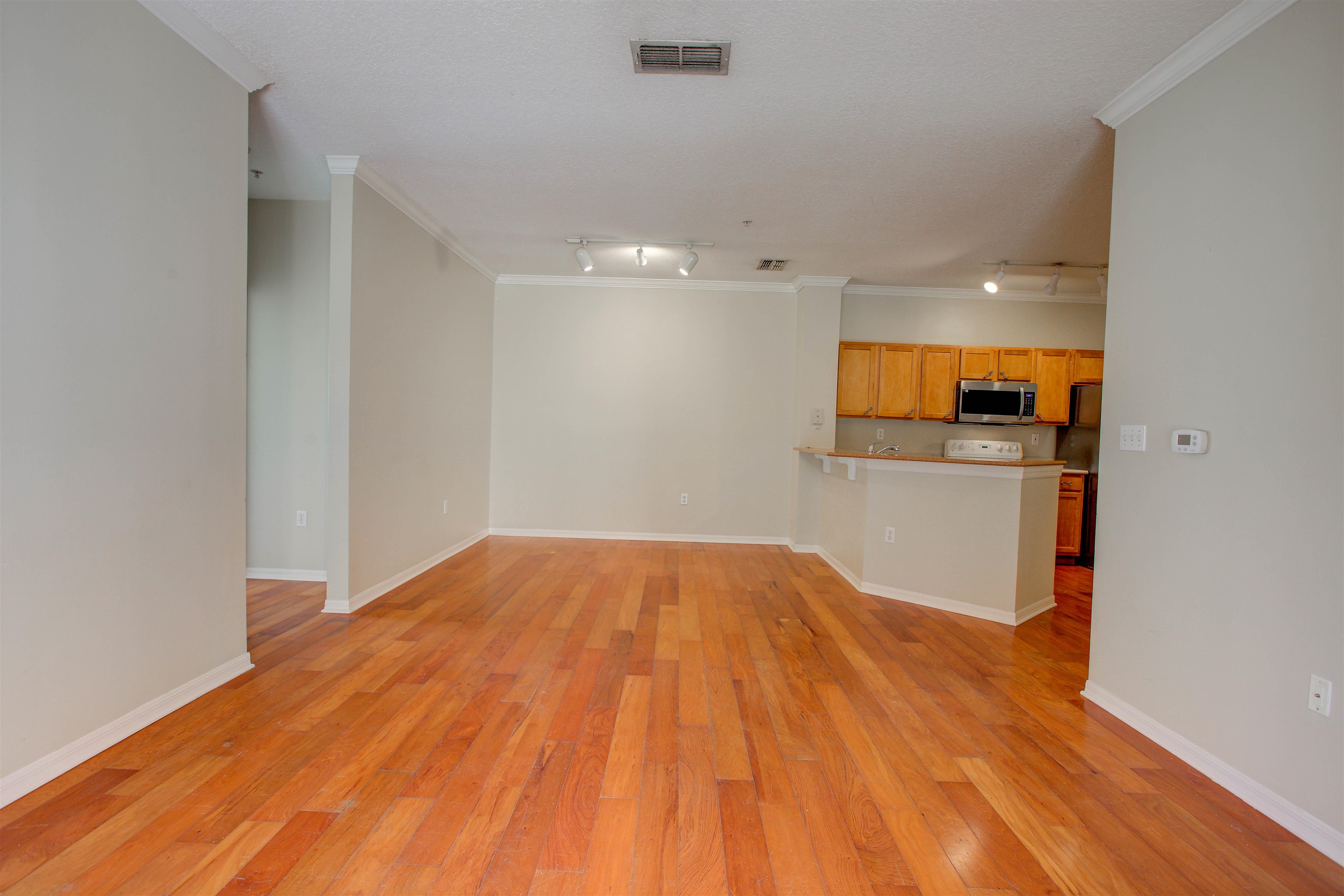 Image 32 of 93 For 520 Florida Club Blvd  112