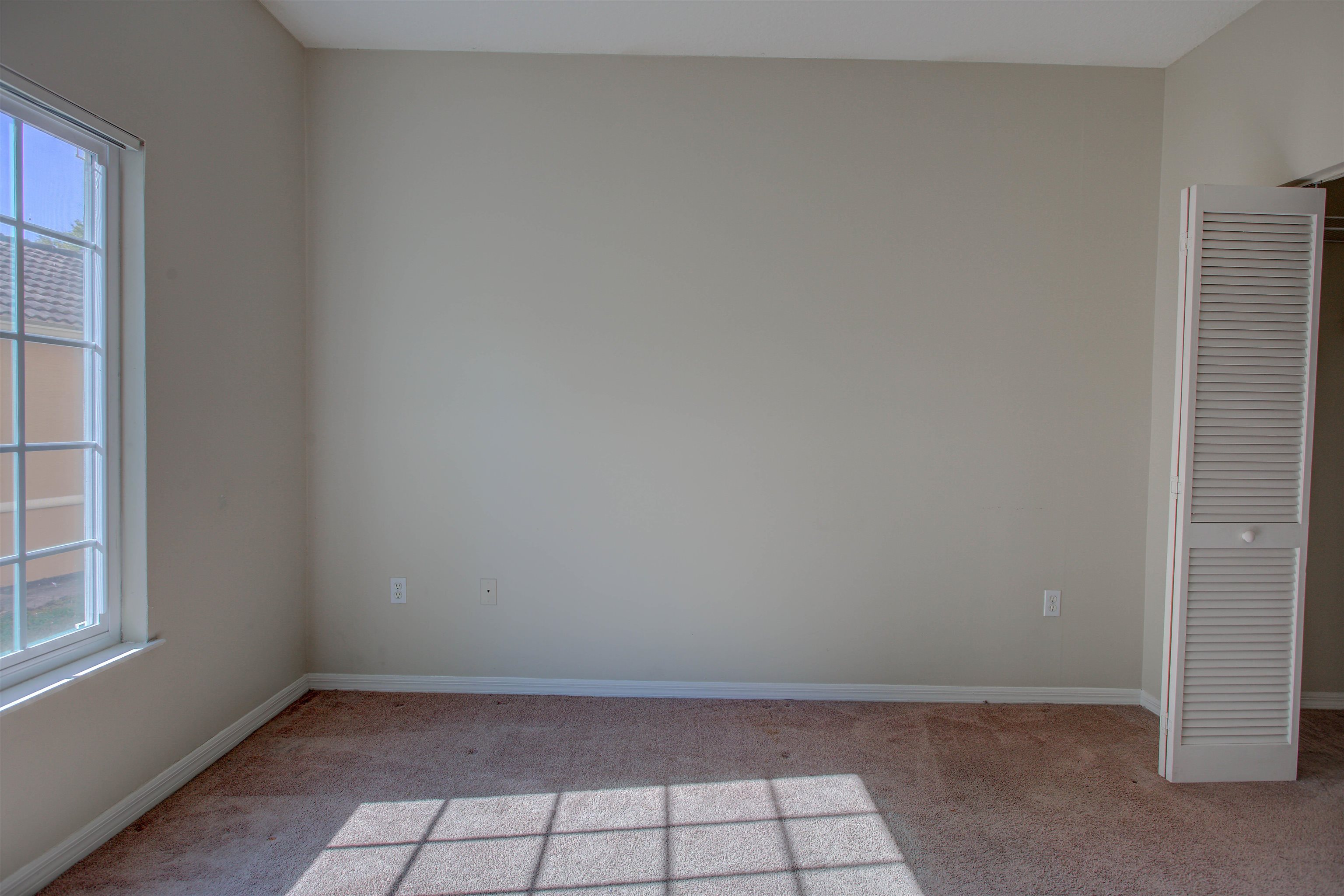 Image 35 of 93 For 520 Florida Club Blvd  112