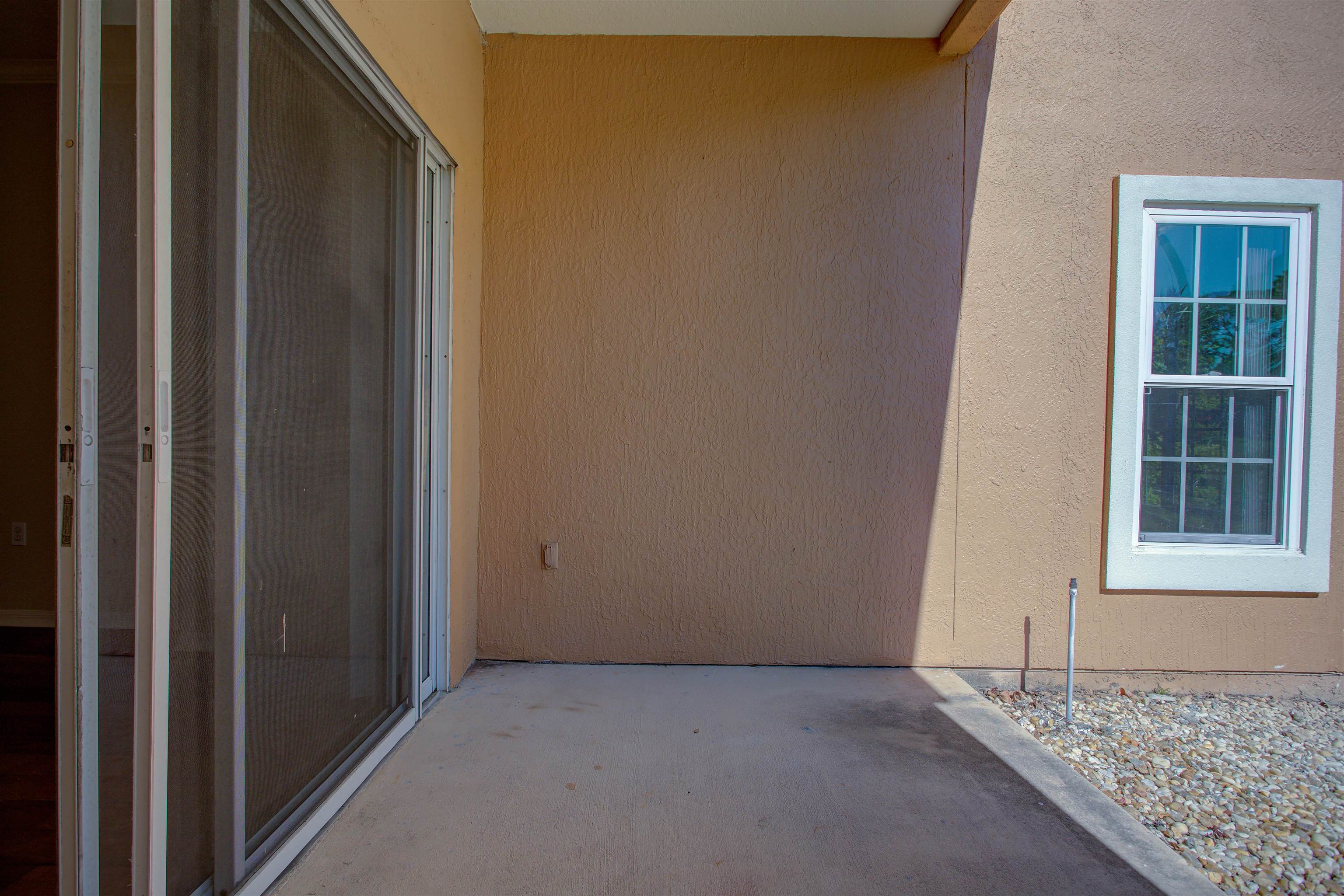 Image 54 of 93 For 520 Florida Club Blvd  112