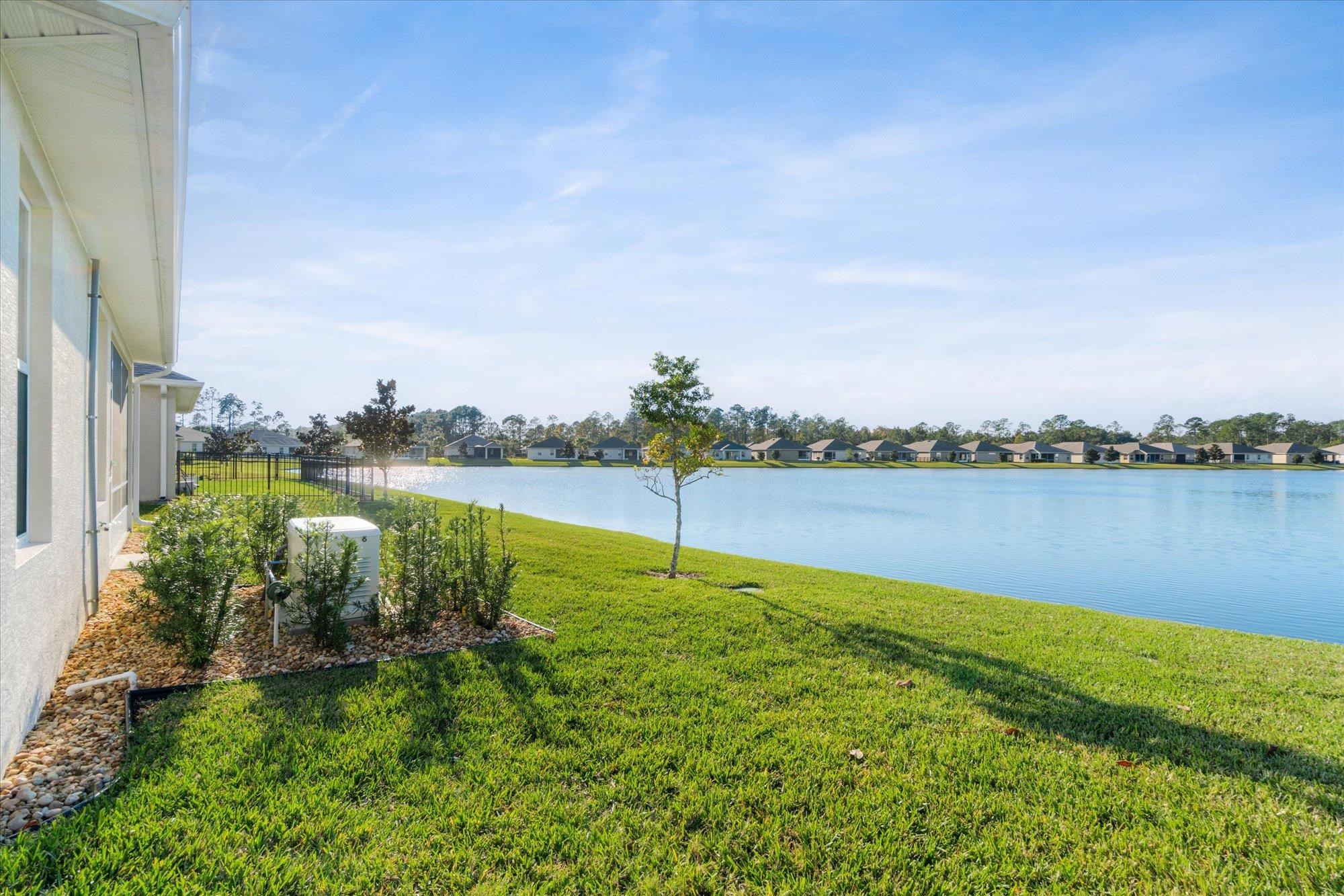 Image 5 of 56 For 76 Park Place Cir