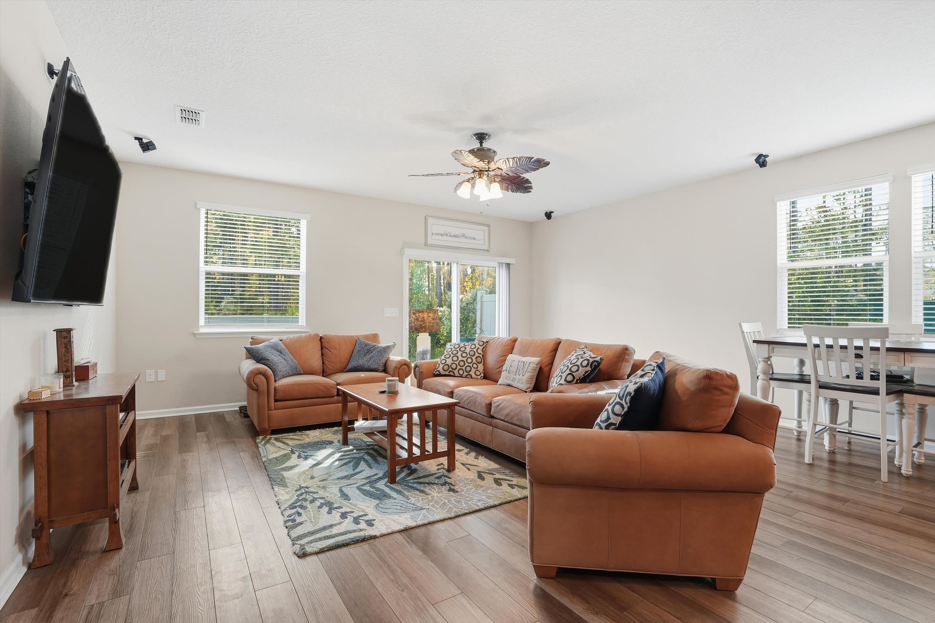 Image 4 of 29 For 75 Mustard Hill Ct