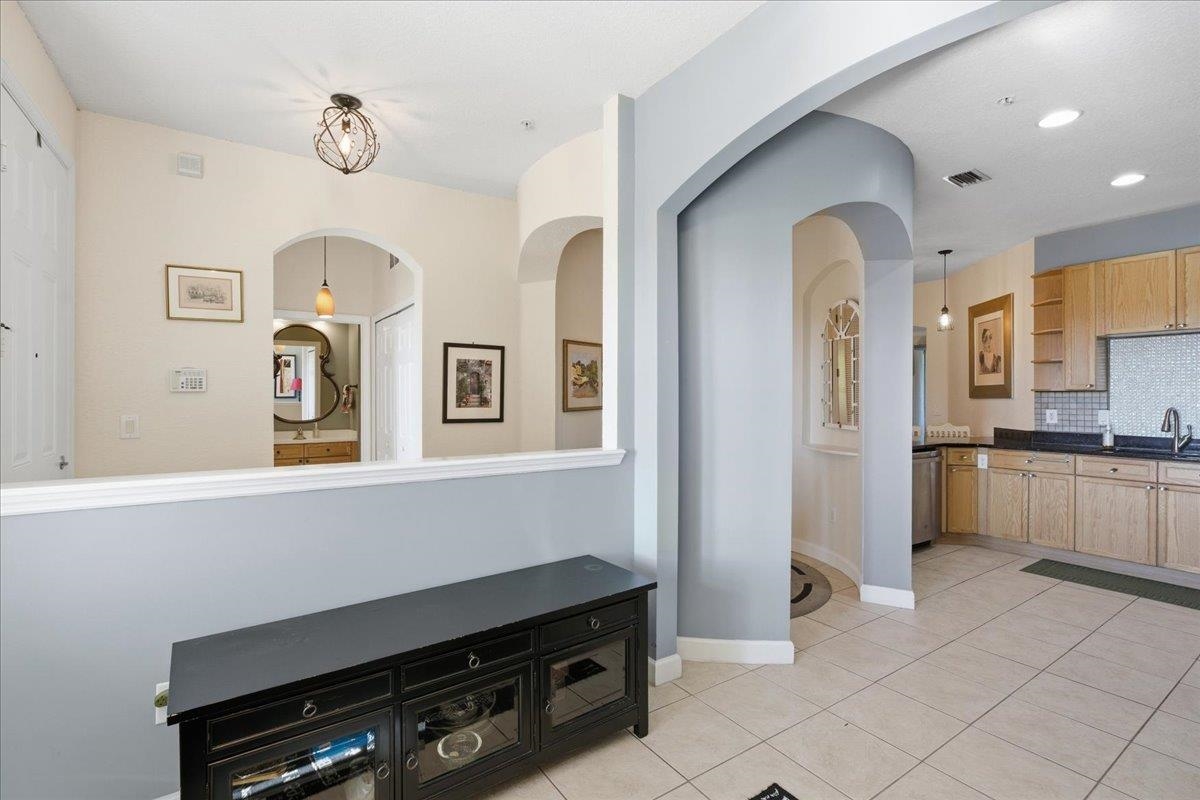 Image 14 of 78 For 200 Paseo Terraza 402