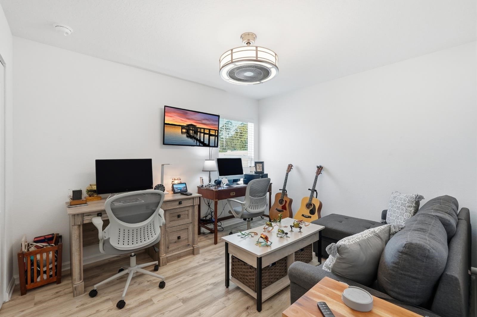 Image 27 of 44 For 44 Llewellyn Trl