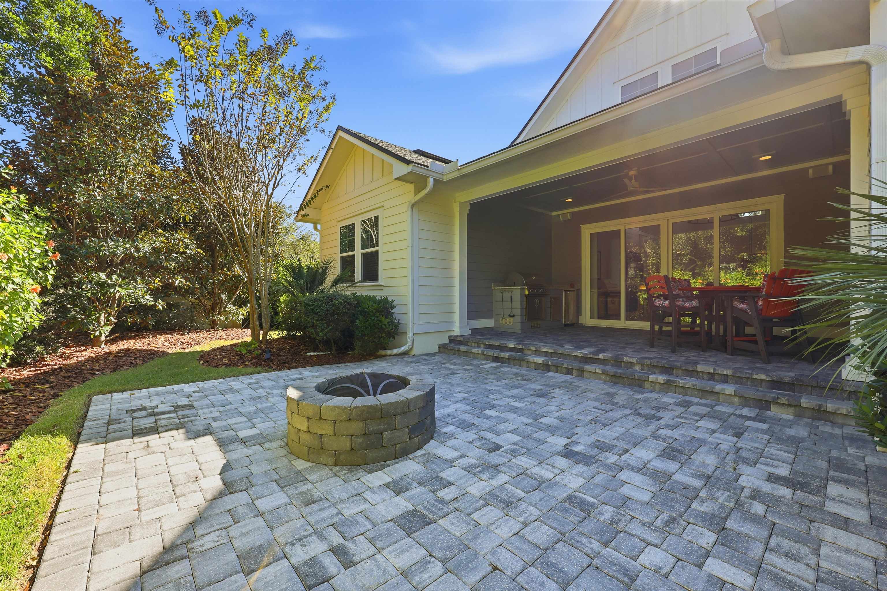 Image 28 of 54 For 66 Ridgeway Rd