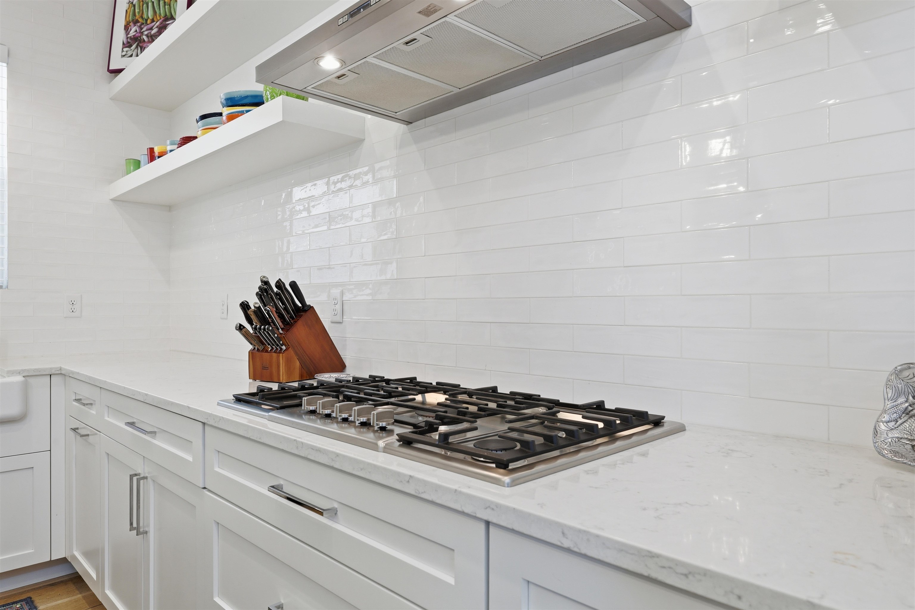 Image 43 of 54 For 66 Ridgeway Rd