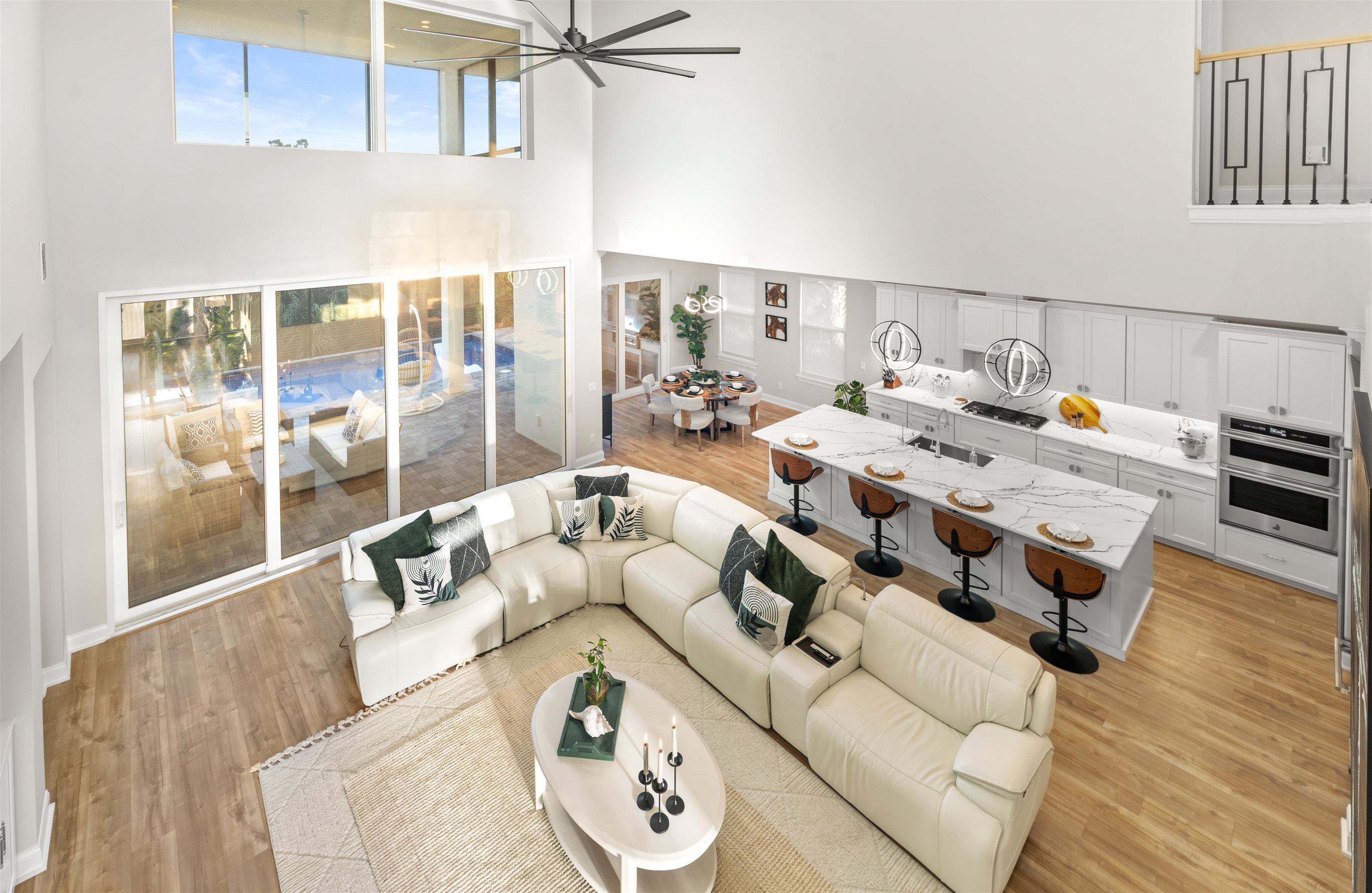 Image 12 of 84 For 2559 Palm Ave