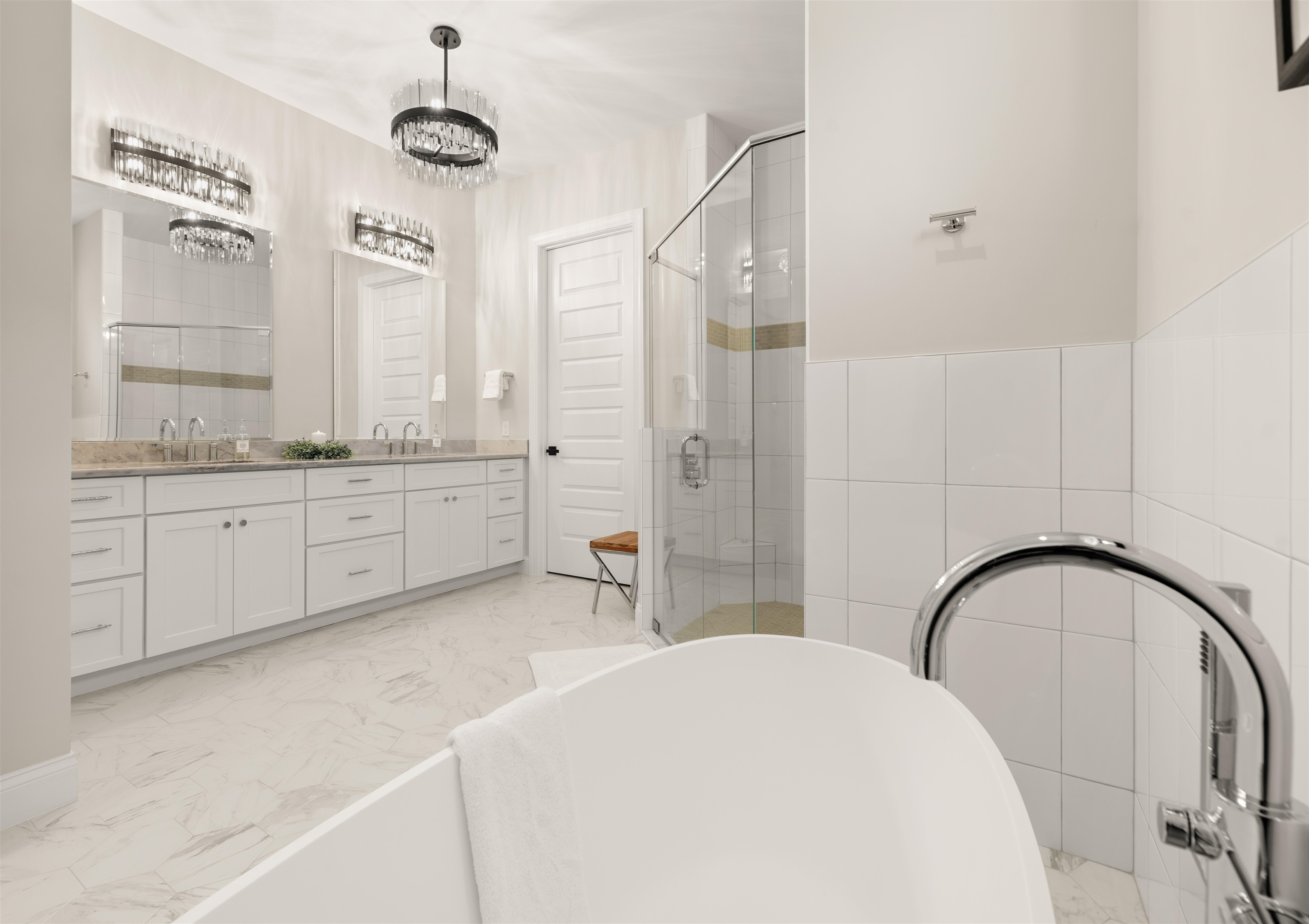 Image 22 of 84 For 2559 Palm Ave