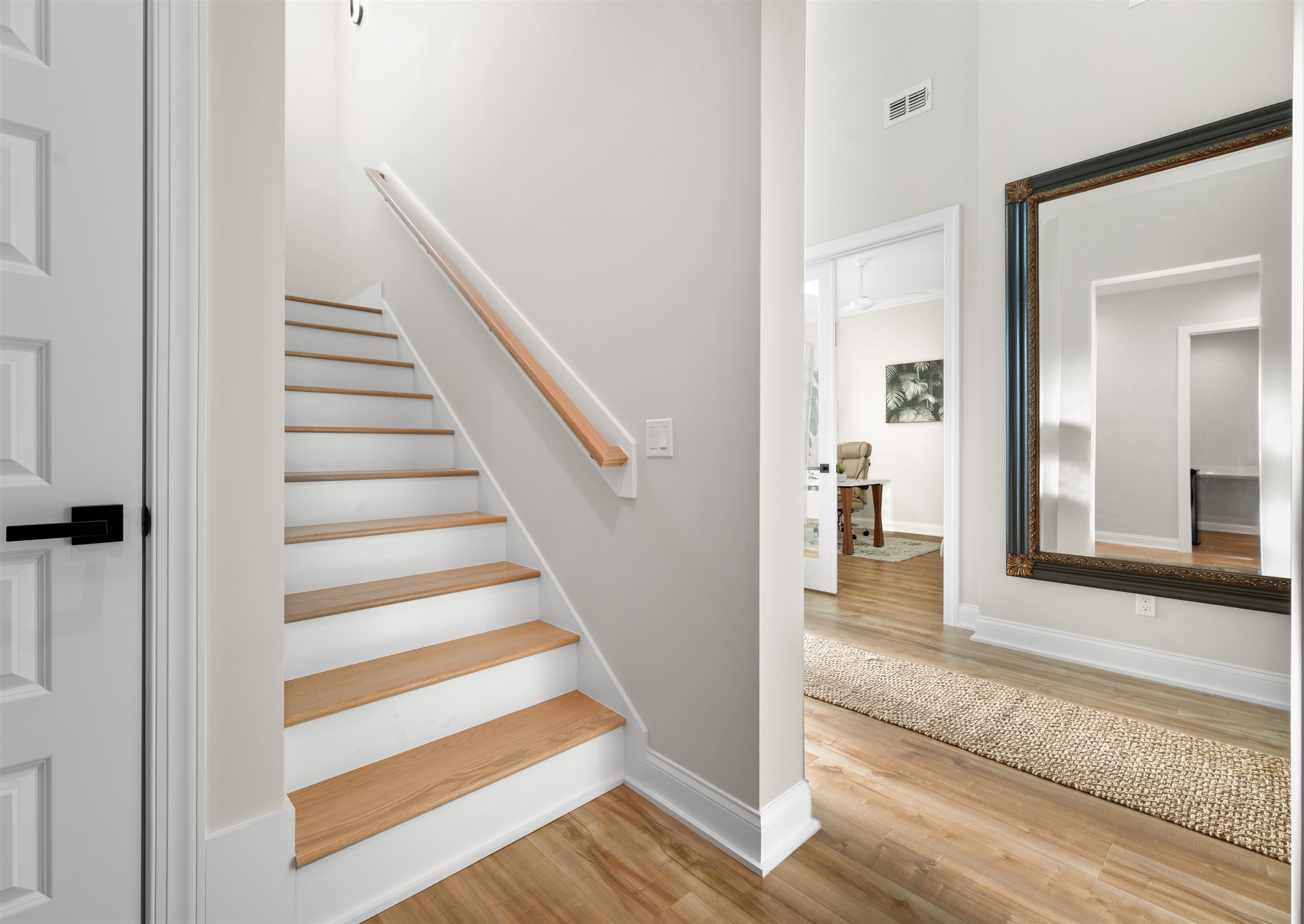 Image 47 of 84 For 2559 Palm Ave