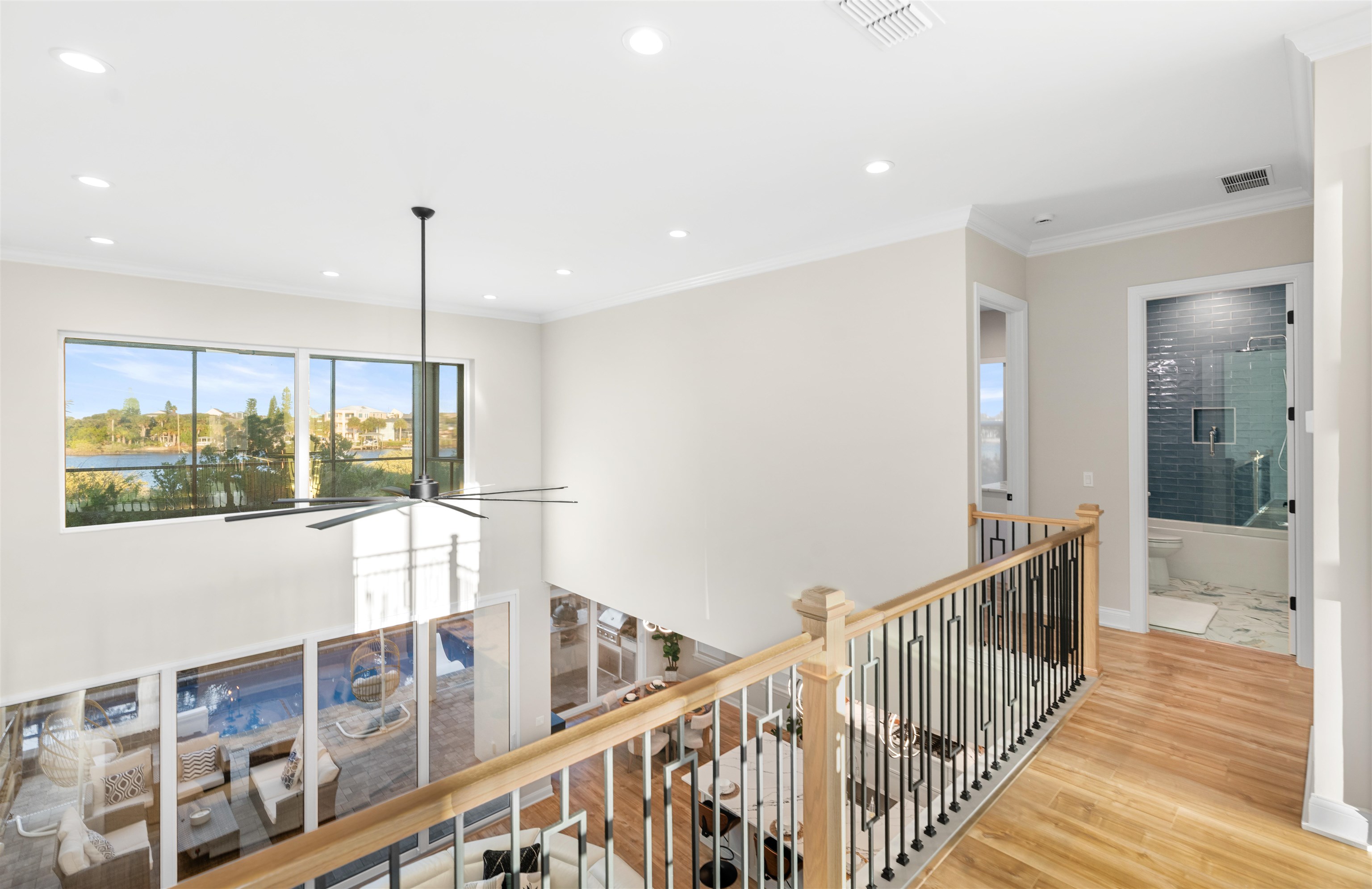 Image 49 of 84 For 2559 Palm Ave