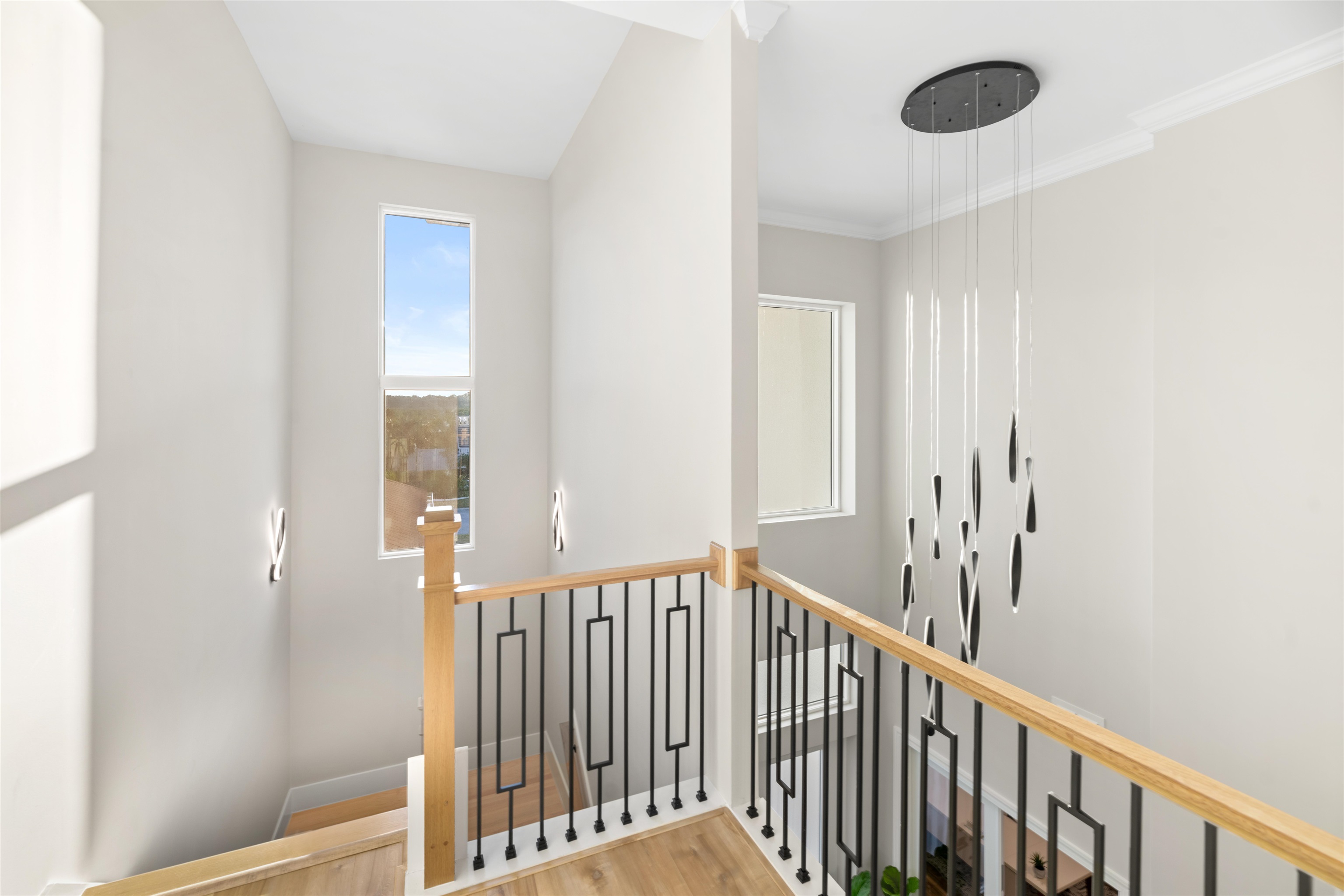 Image 51 of 84 For 2559 Palm Ave