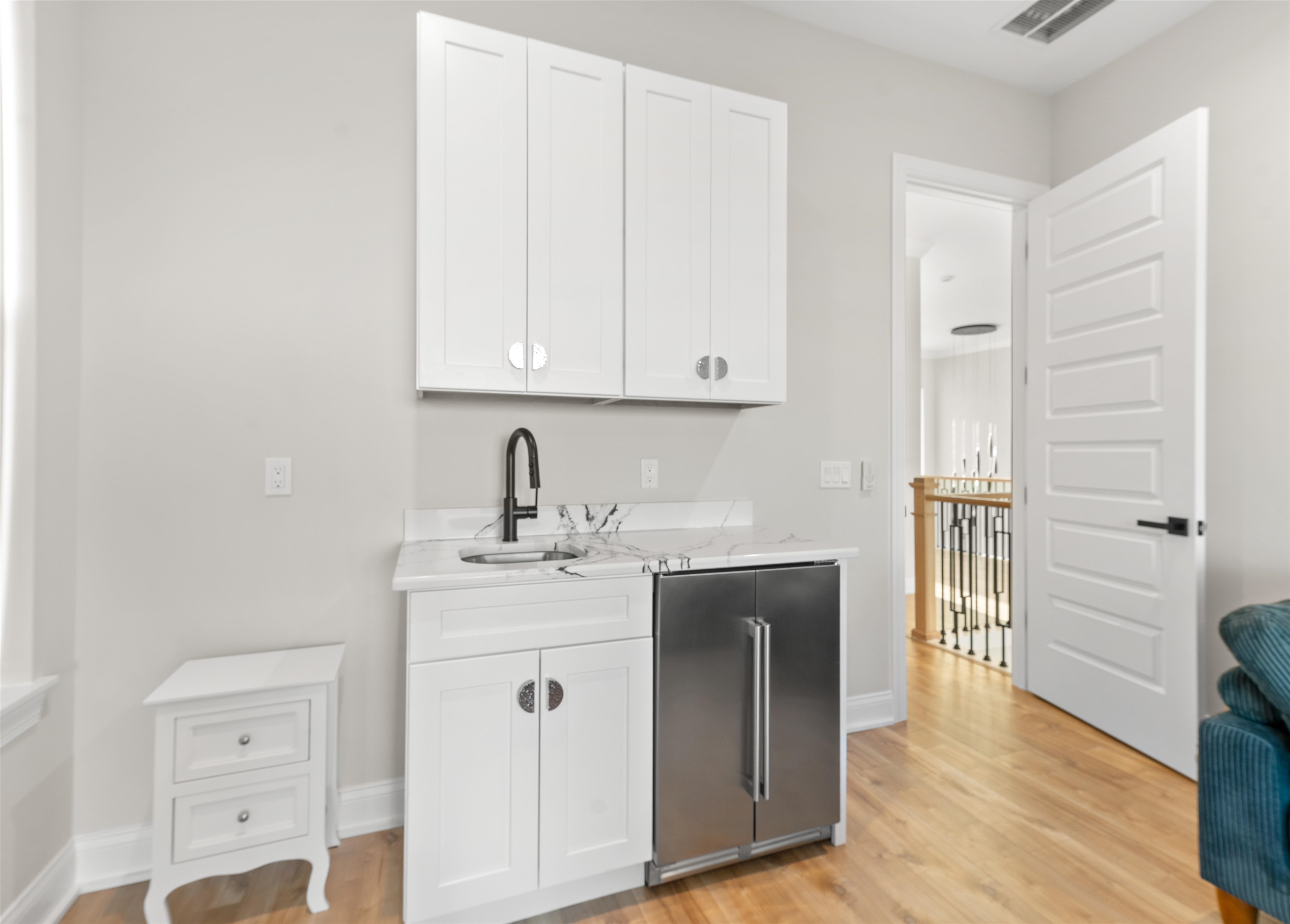 Image 63 of 84 For 2559 Palm Ave