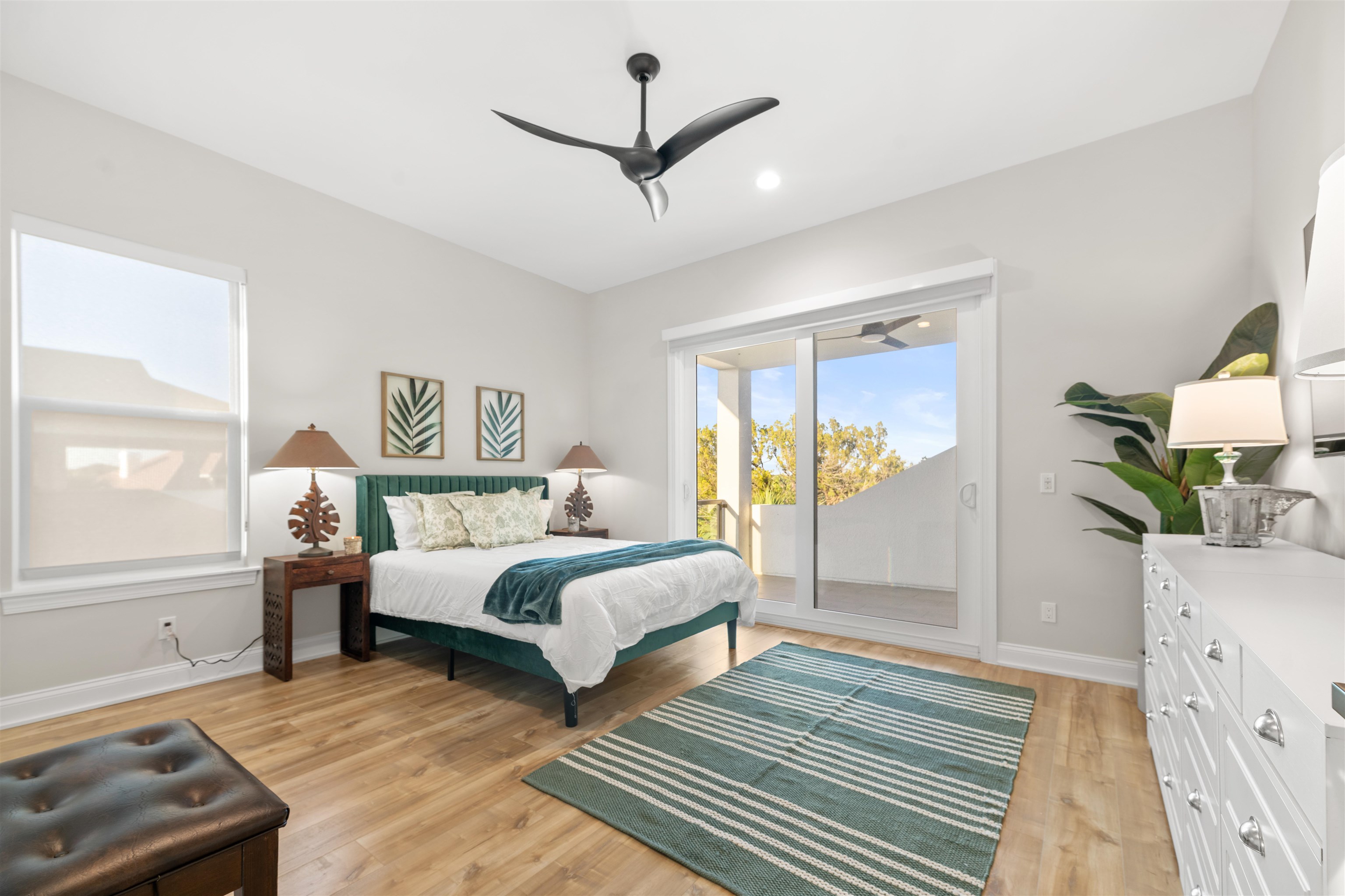 Image 64 of 84 For 2559 Palm Ave