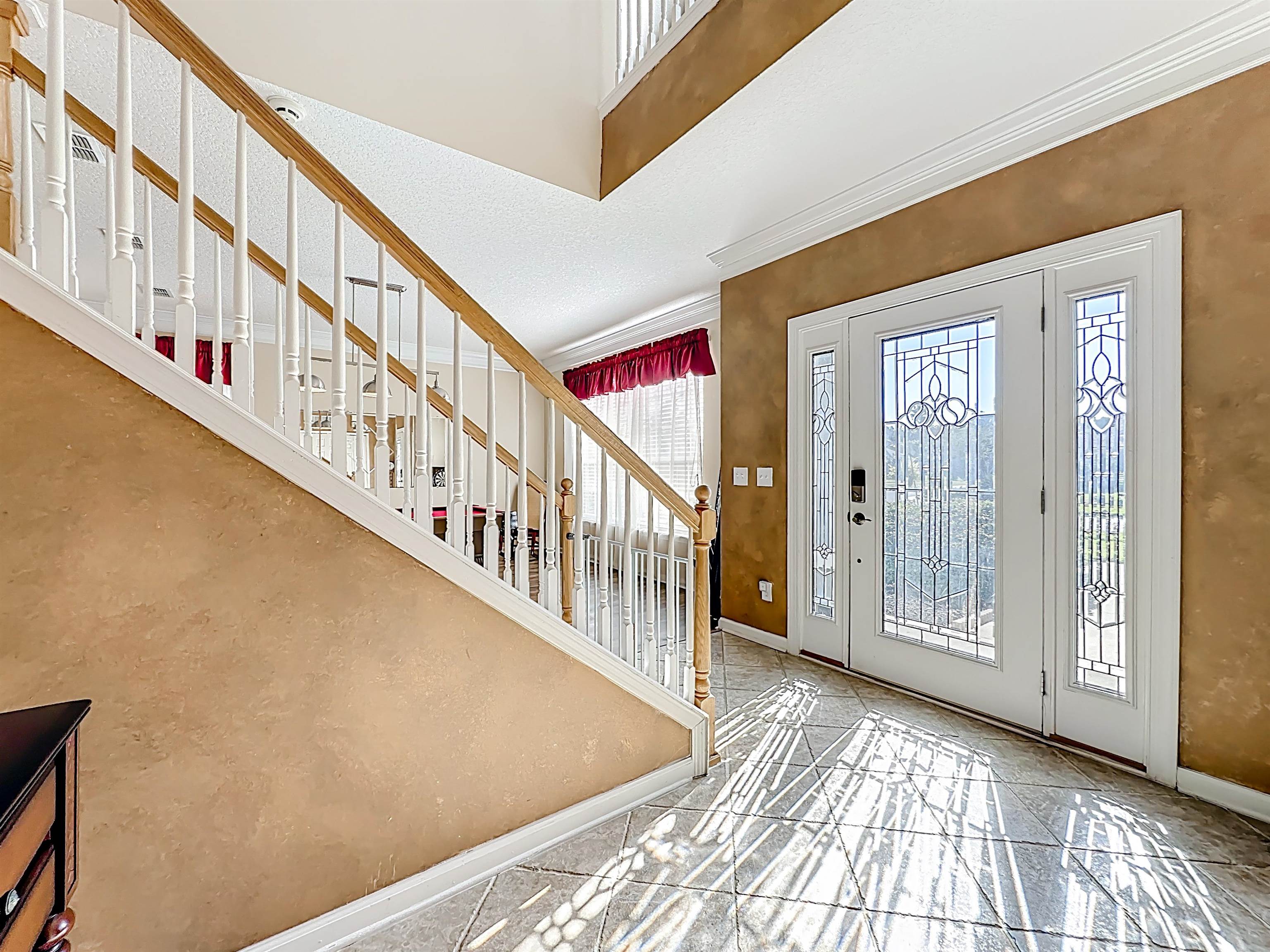 Image 12 of 60 For 164 Prince Phillip Dr