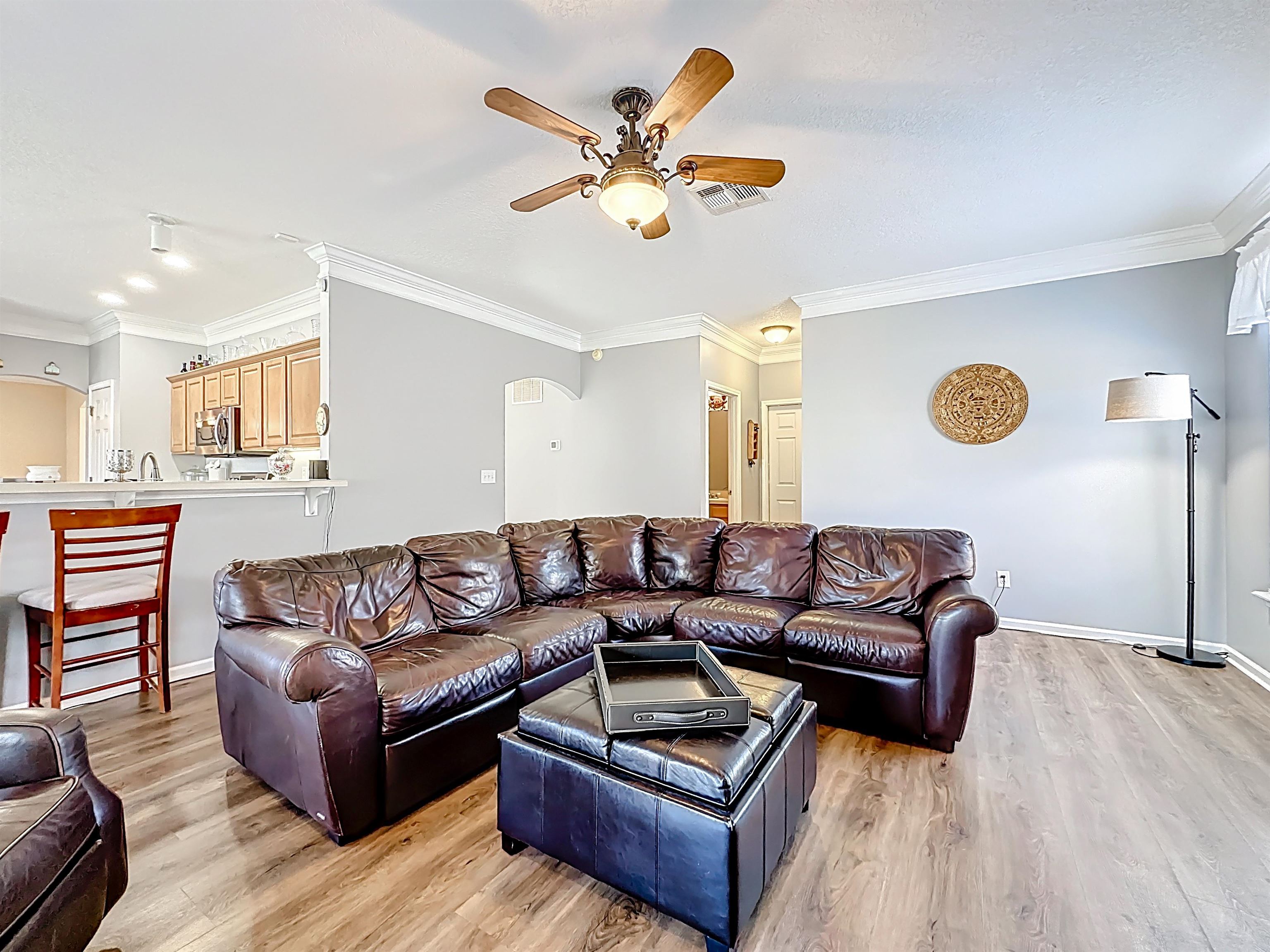 Image 15 of 60 For 164 Prince Phillip Dr