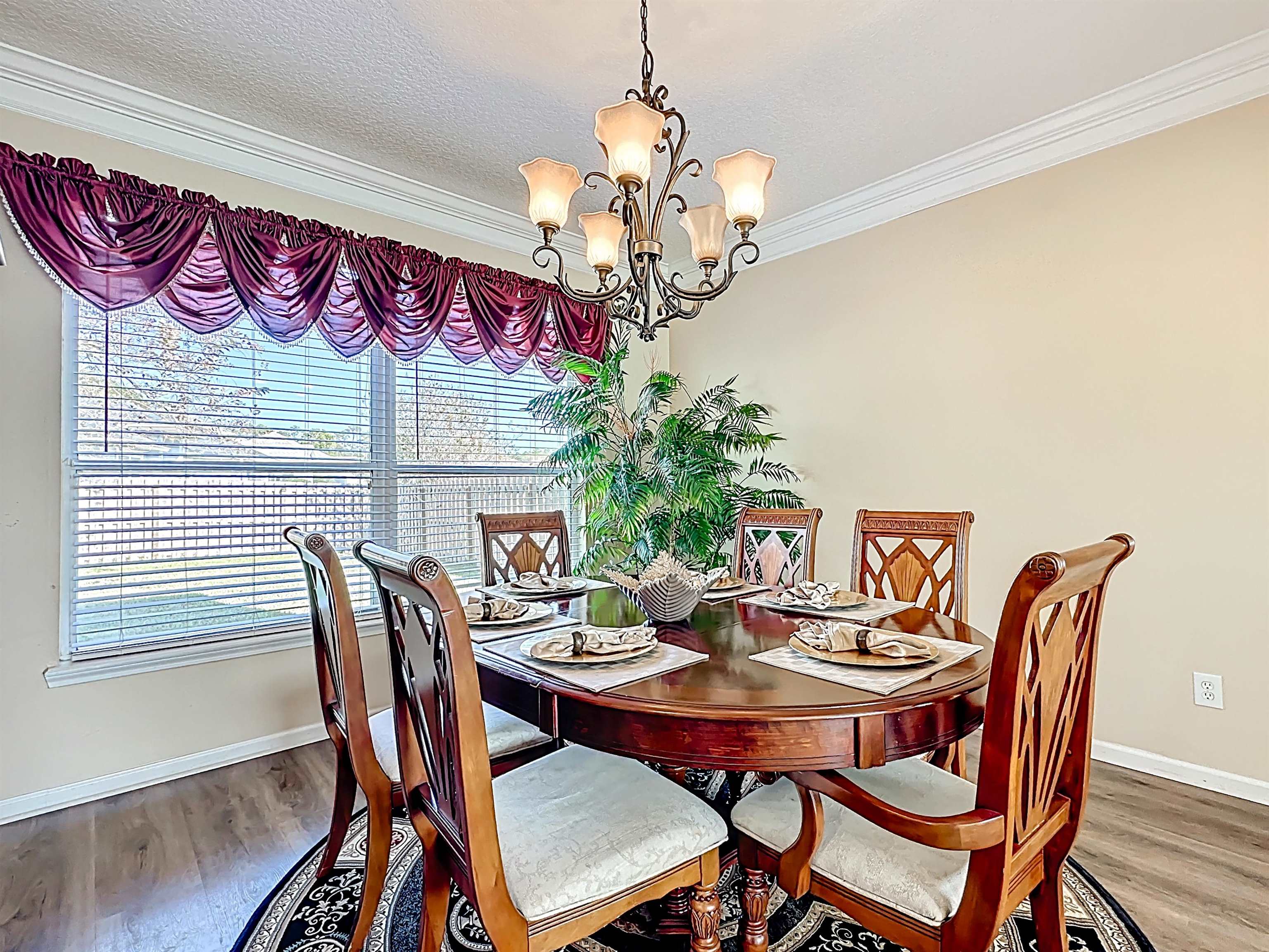 Image 23 of 60 For 164 Prince Phillip Dr