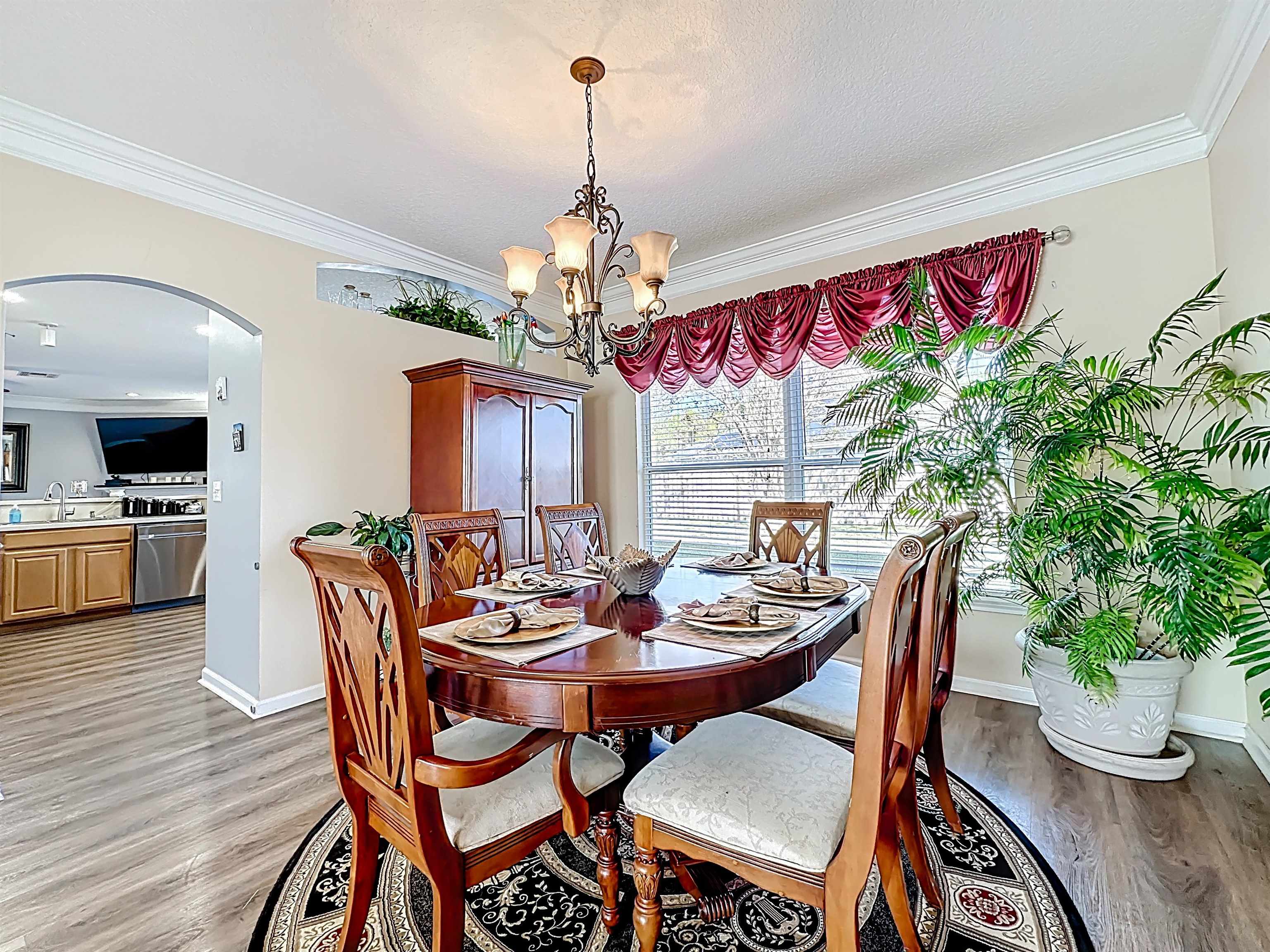 Image 24 of 60 For 164 Prince Phillip Dr