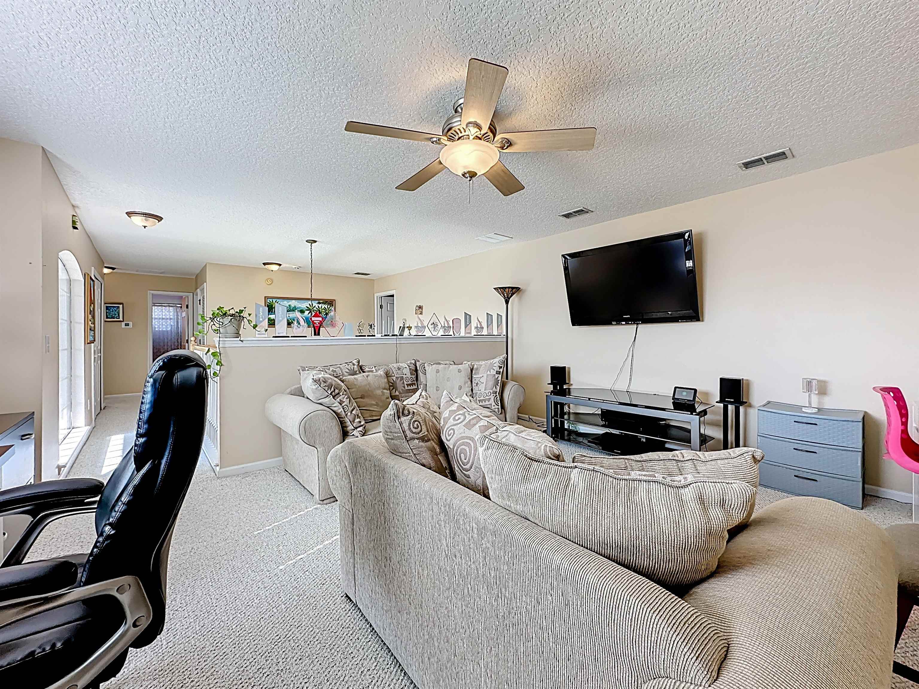 Image 31 of 60 For 164 Prince Phillip Dr