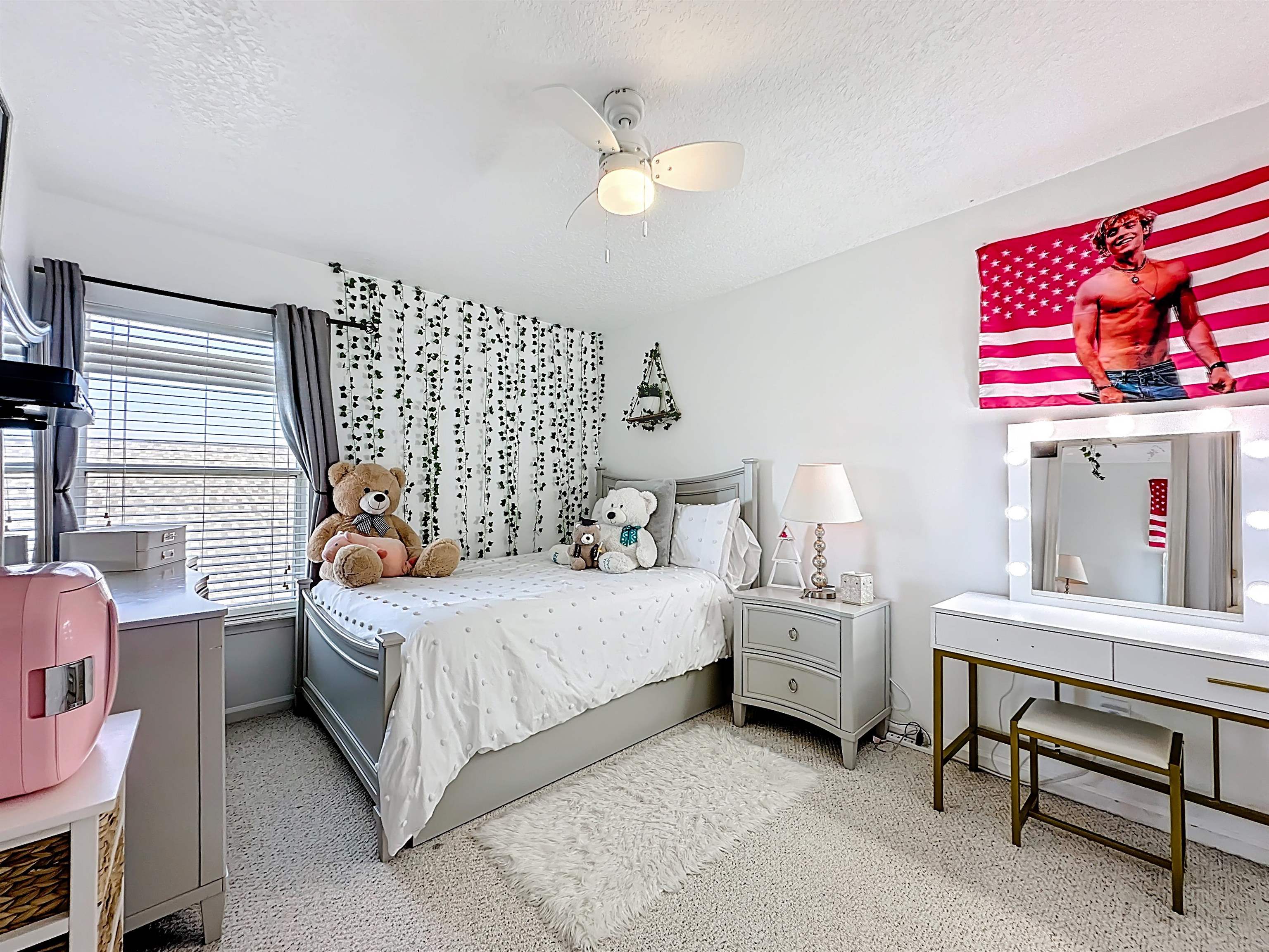 Image 34 of 60 For 164 Prince Phillip Dr