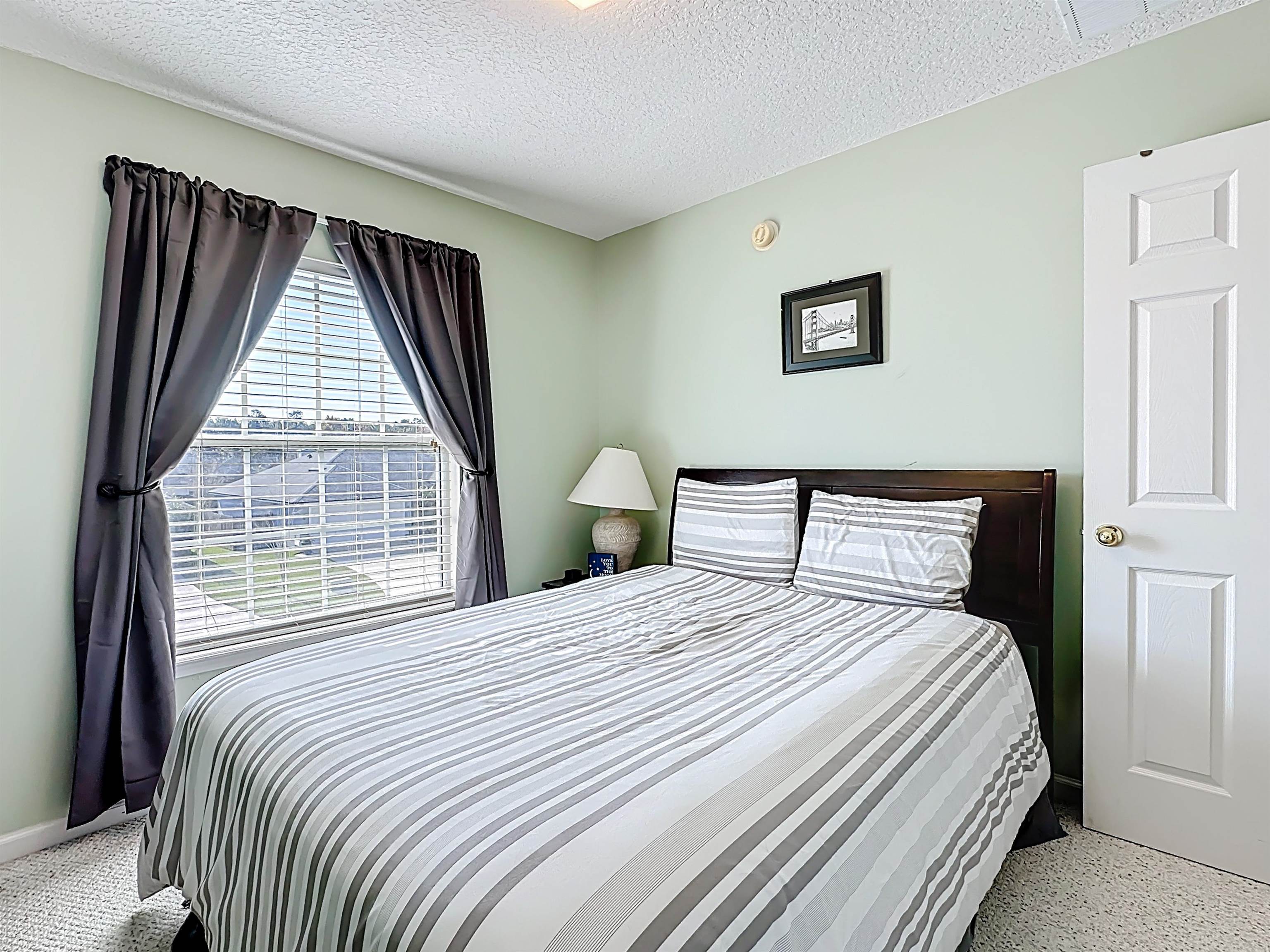 Image 50 of 60 For 164 Prince Phillip Dr