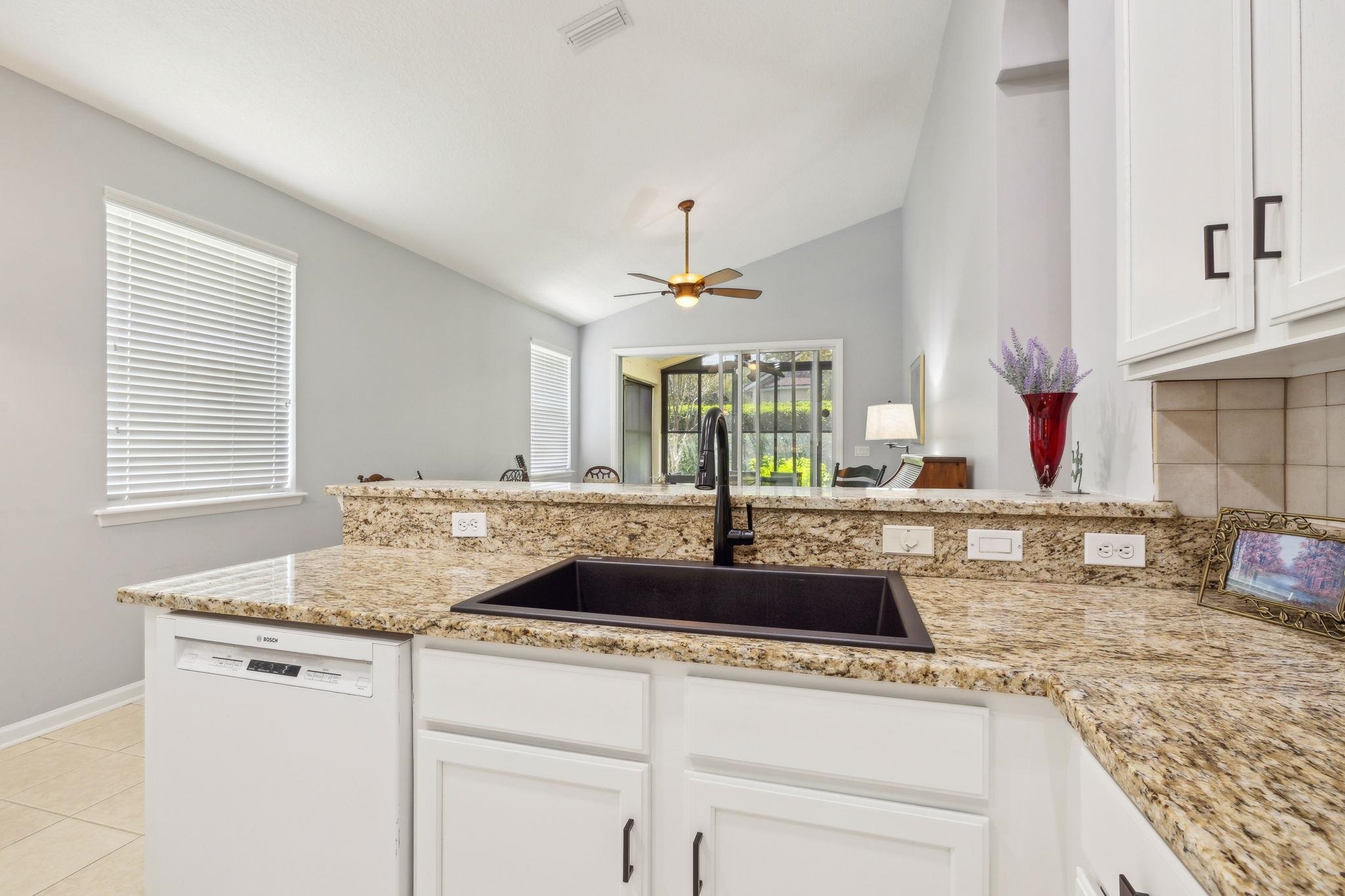 Image 27 of 52 For 1468 Castle Pines Cir