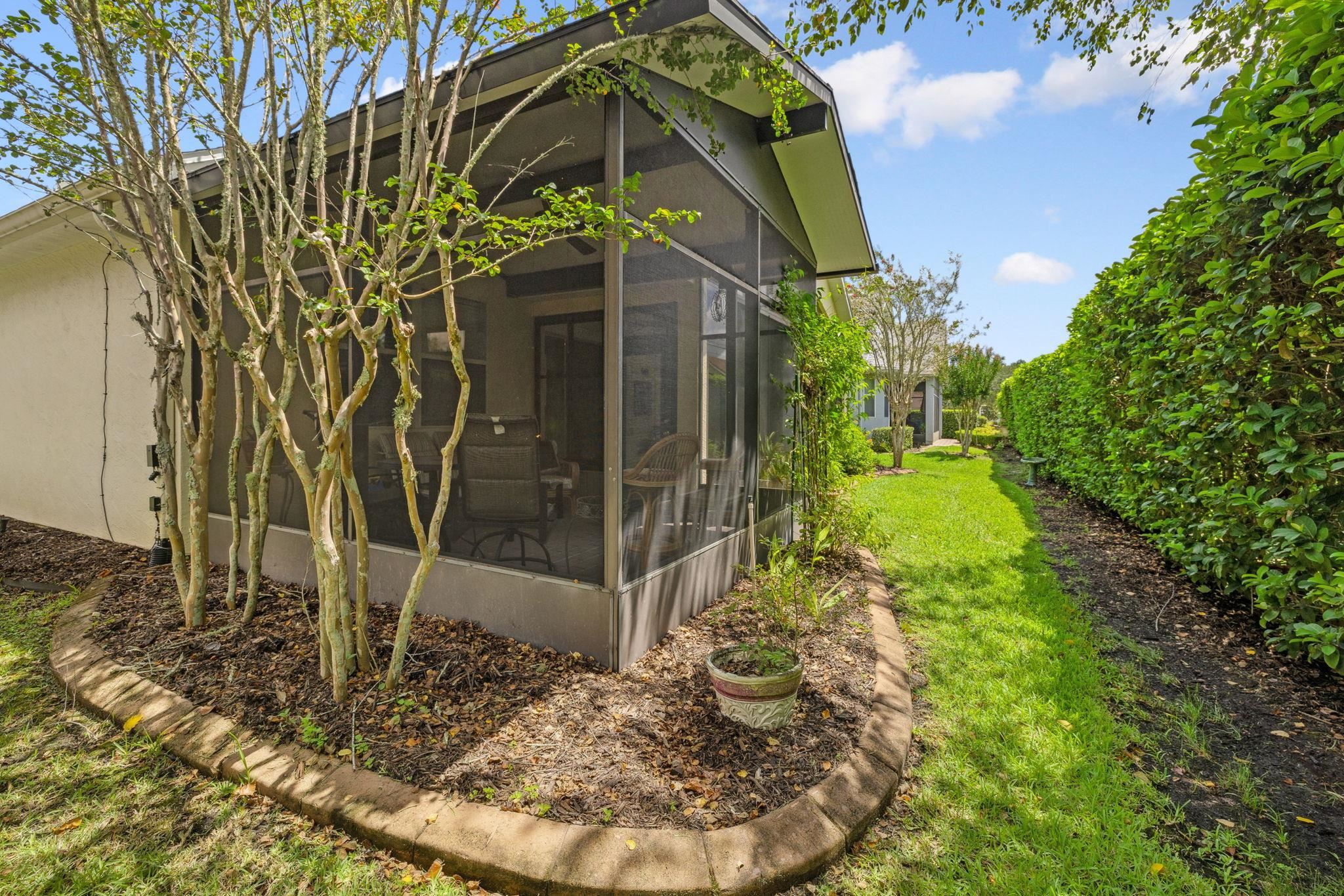 Image 38 of 52 For 1468 Castle Pines Cir