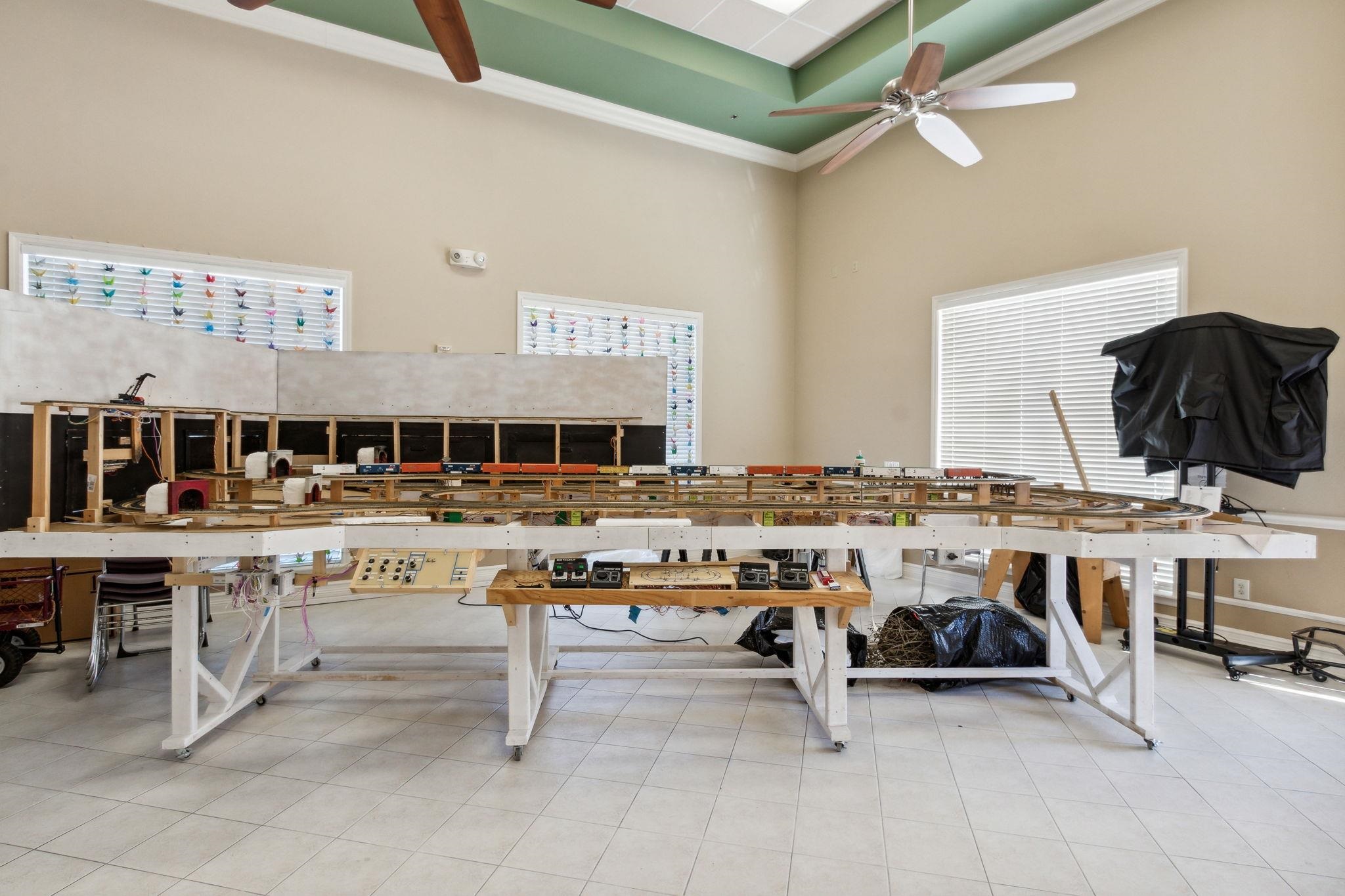 Image 49 of 52 For 1468 Castle Pines Cir