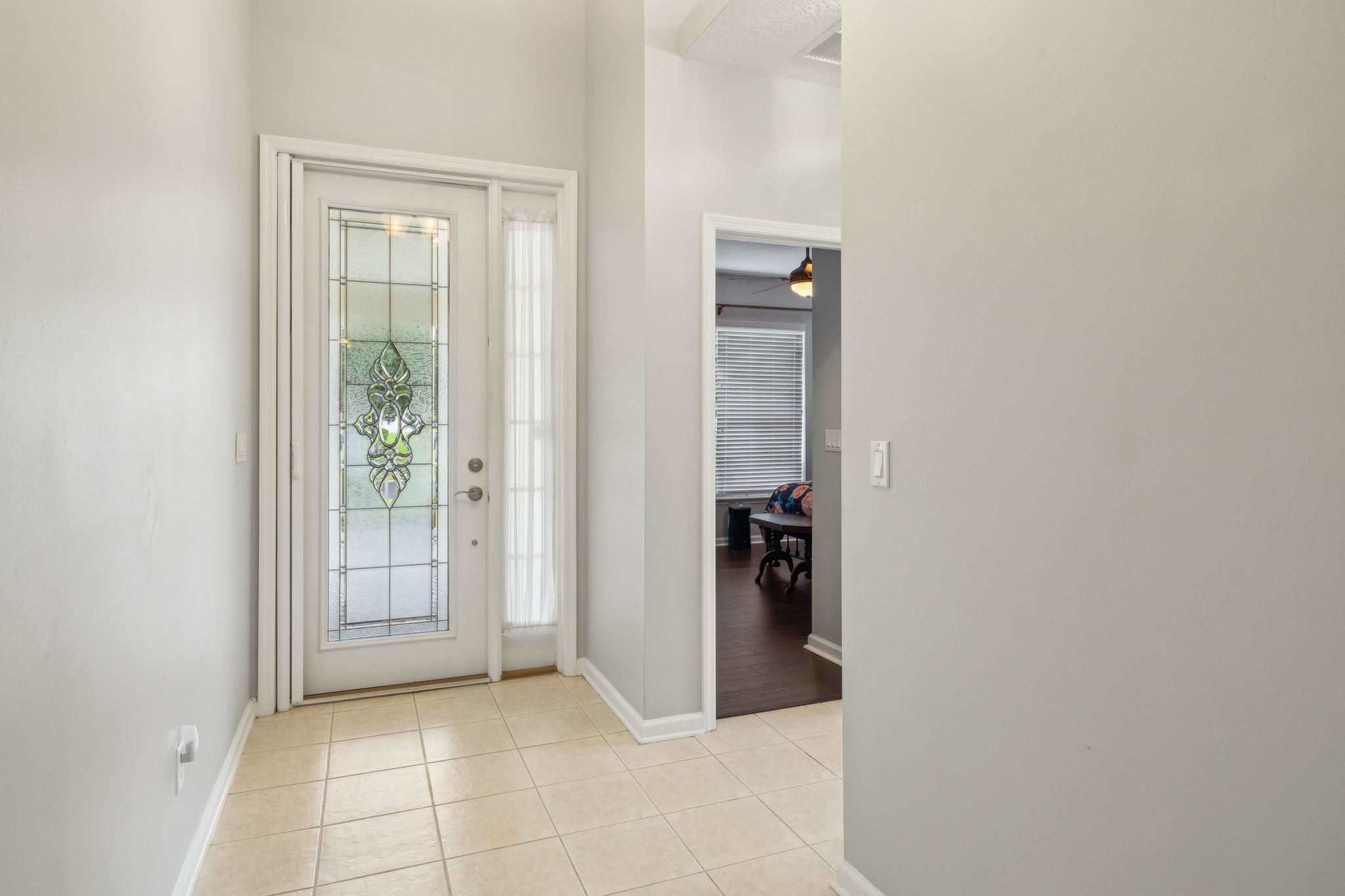 Image 8 of 52 For 1468 Castle Pines Cir