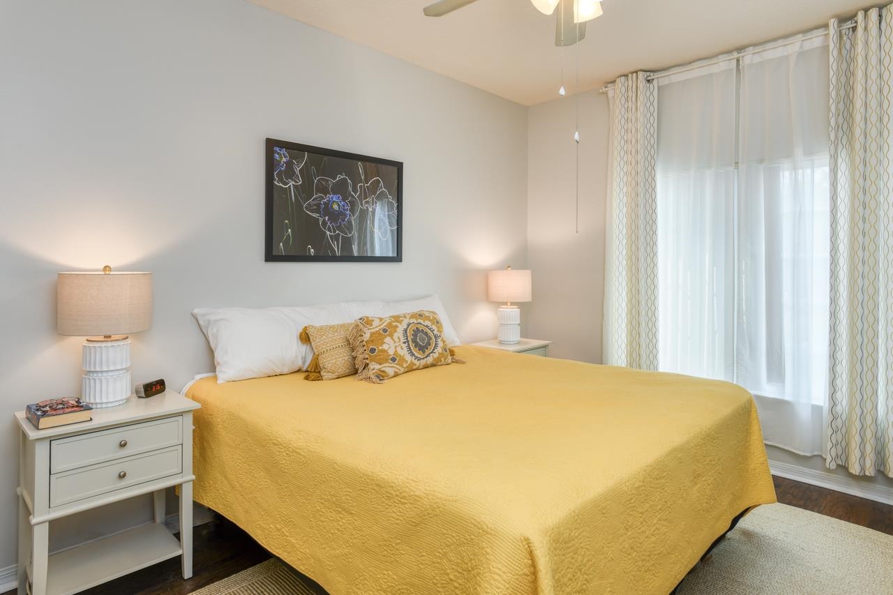 Image 11 of 33 For 605 Fairway Dr  203