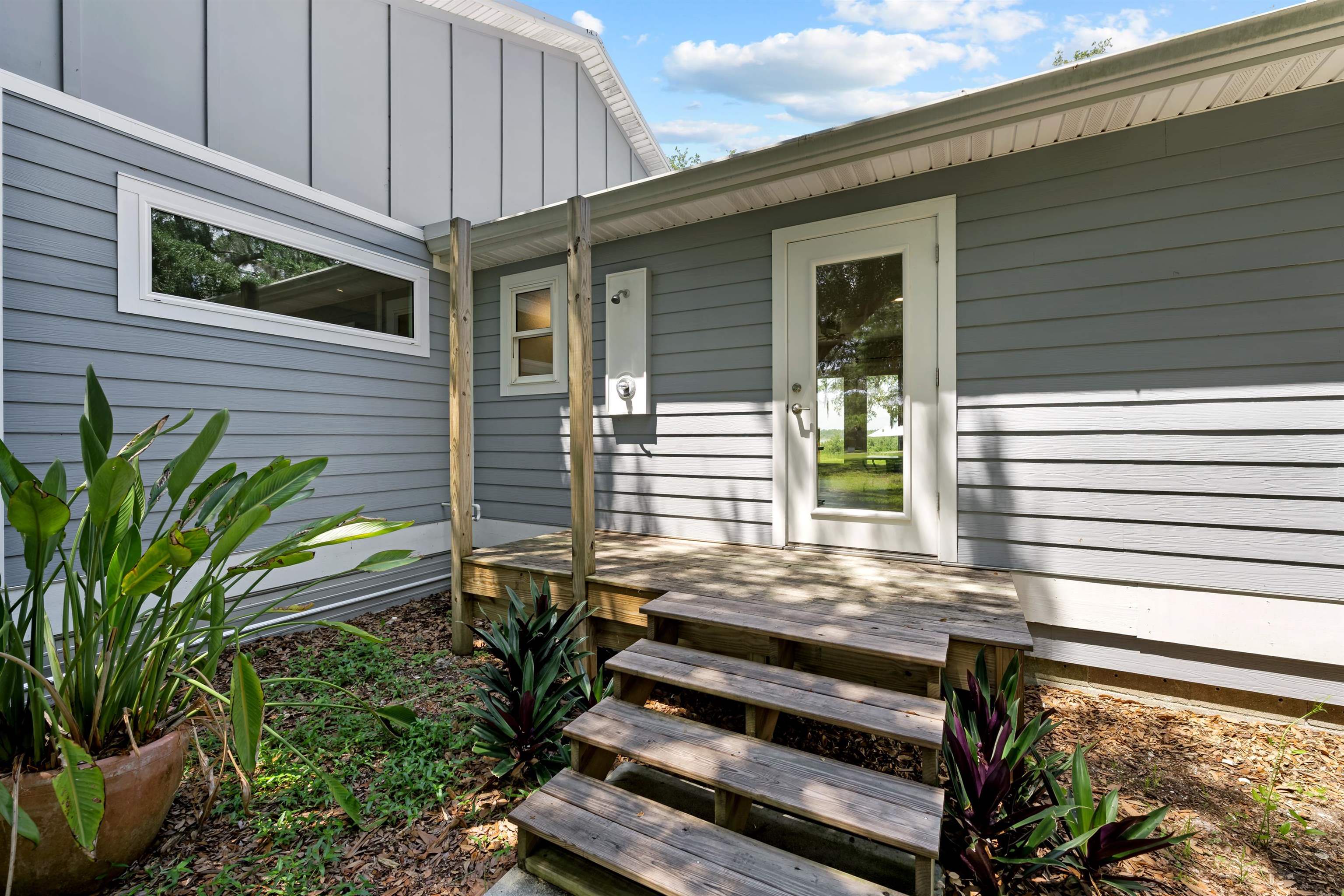 Image 12 of 36 For 5425 Windantide Rd