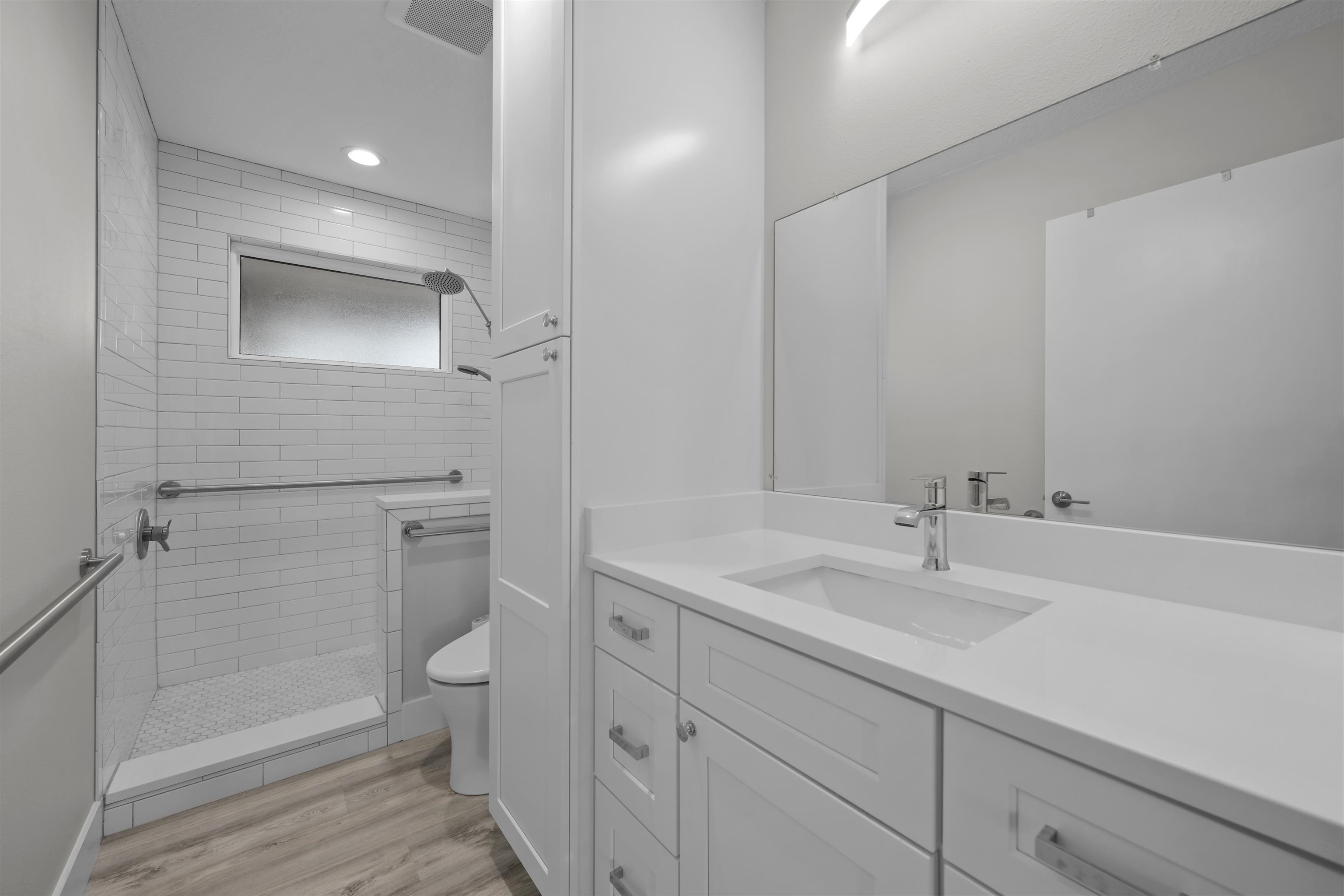 Image 30 of 36 For 5425 Windantide Rd