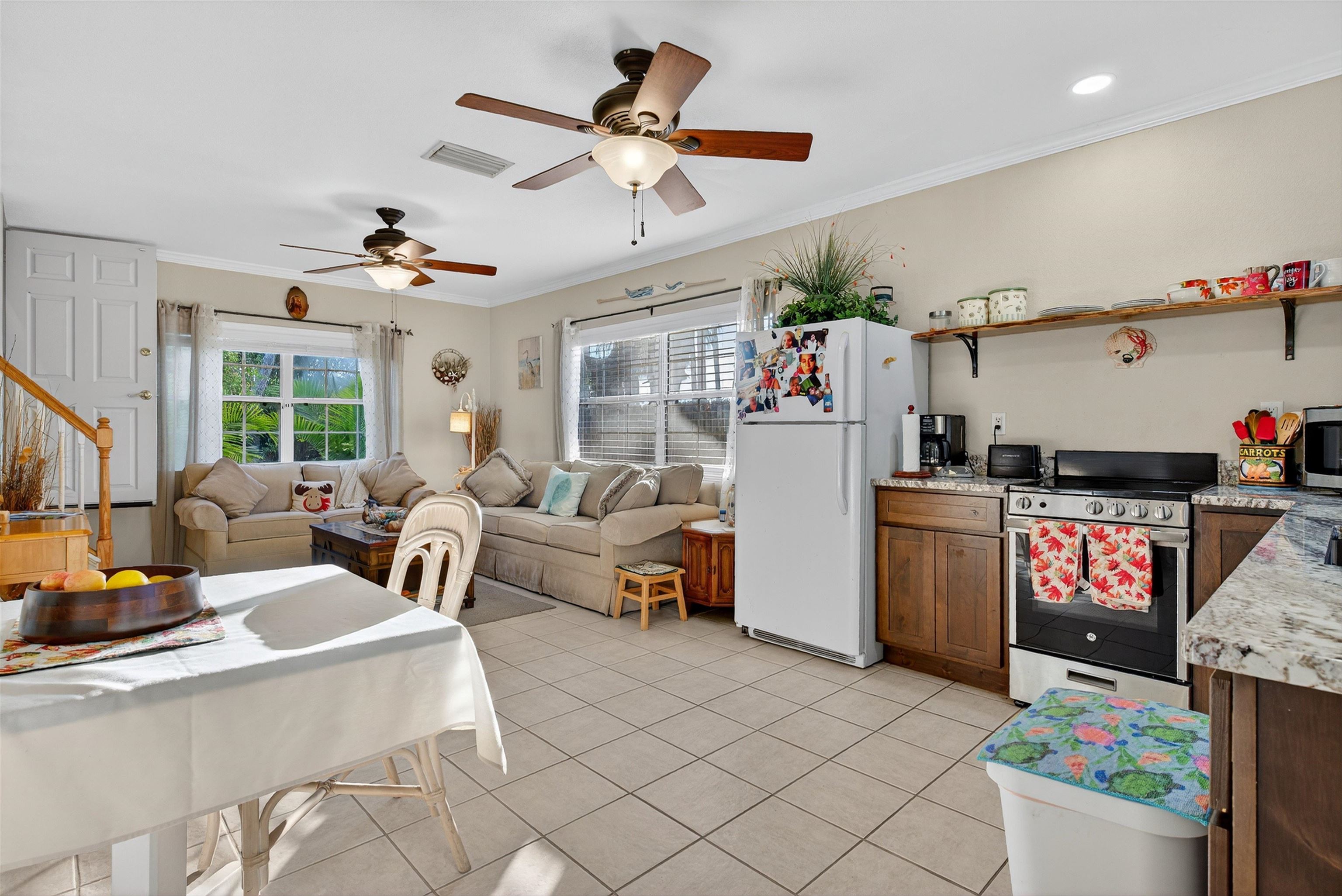 Image 16 of 62 For 229 Dondanville Rd